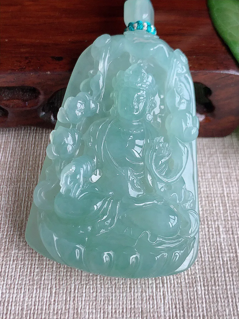 缅甸a货翡翠ddj老坑冰种晴水大势至菩萨吊坠整体58×40×11mm 55.00