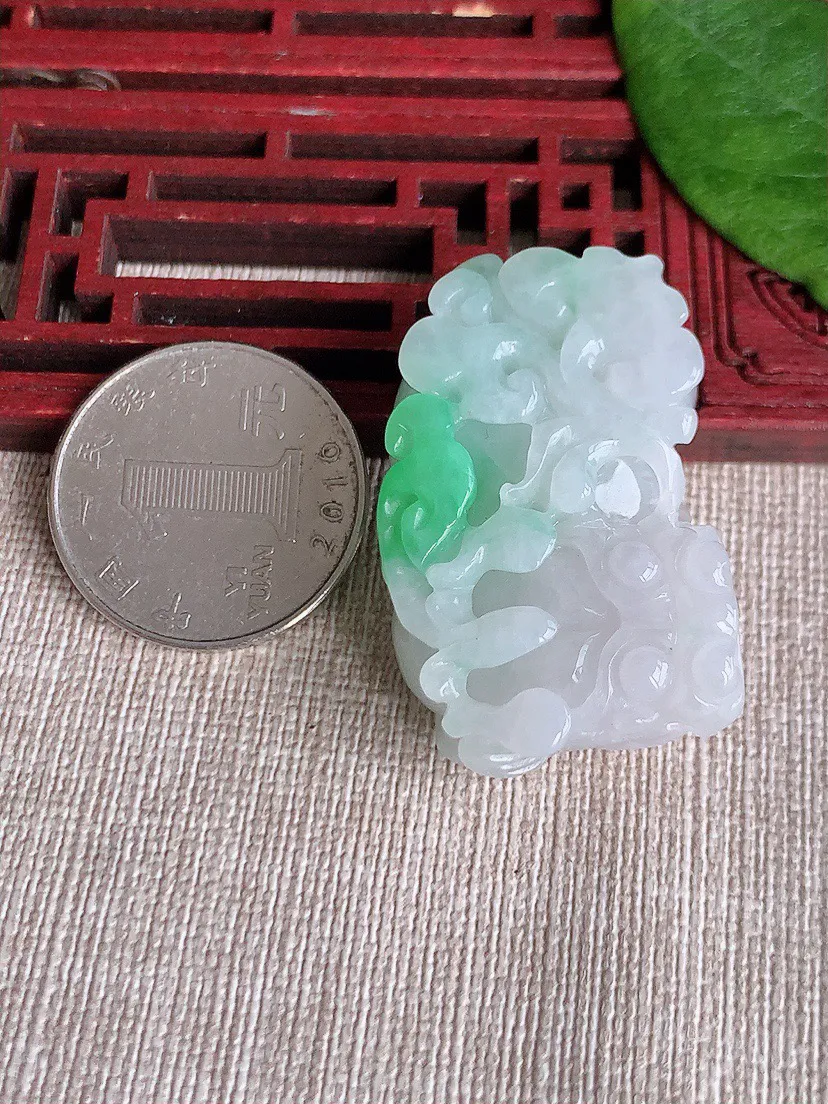 缅甸a货翡翠ddj老坑冰润飘绿招财貔貅吊坠 整体37.3×23.3×15.5mm 30.72