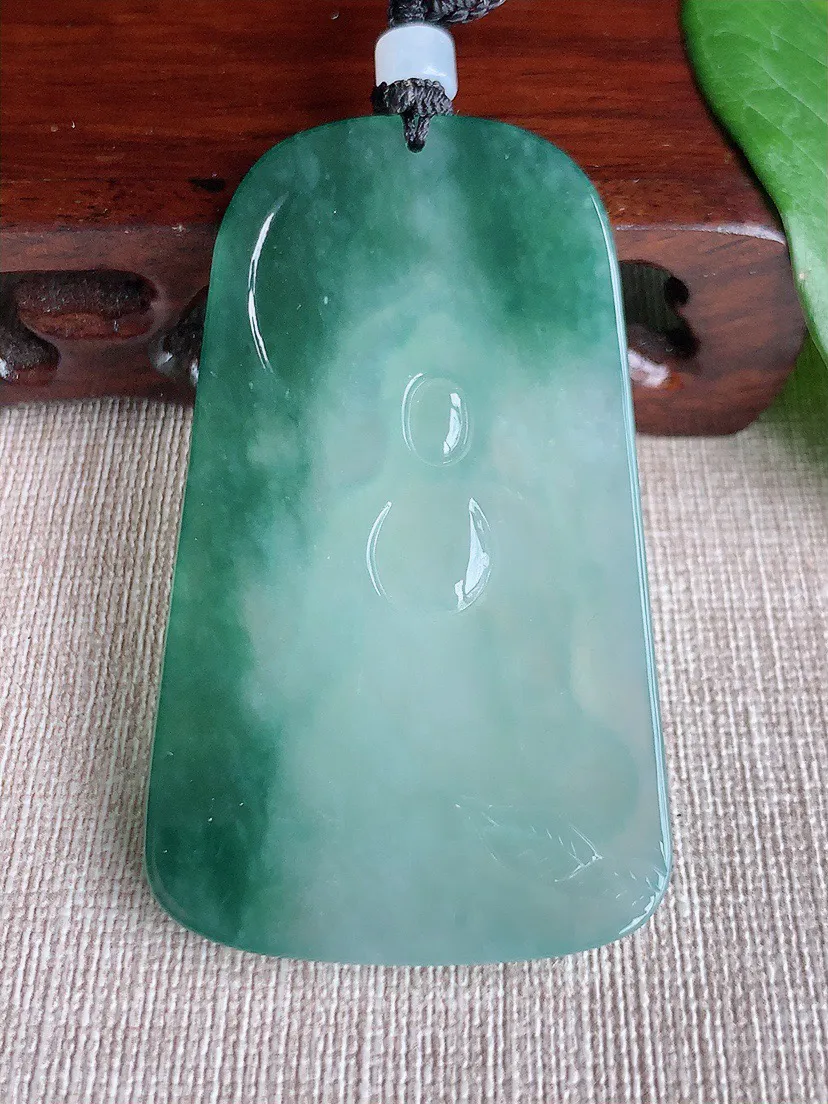 缅甸a货翡翠ddj老坑冰种飘花大日如来吊坠 整体64.5×37.3×5mm 31.69