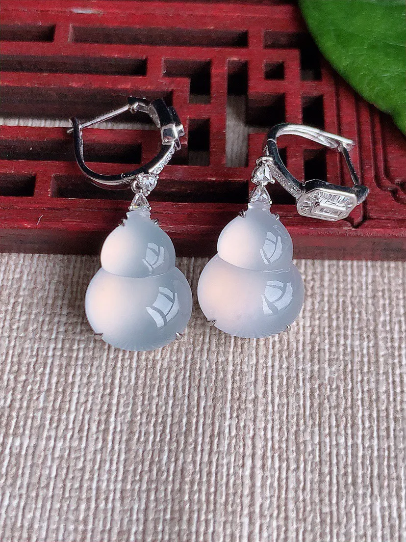 缅甸a货翡翠ddj老坑冰种18K金镶嵌白月光葫芦耳坠 整体14.5×11×6.5mm 5.72