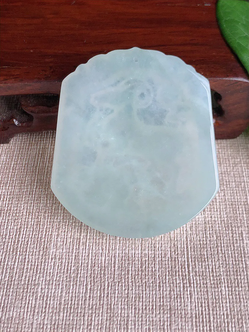 缅甸a货翡翠ddj老坑冰种晴水一刀切生肖羊吊坠整体49.7×43×5.3mm 27.19