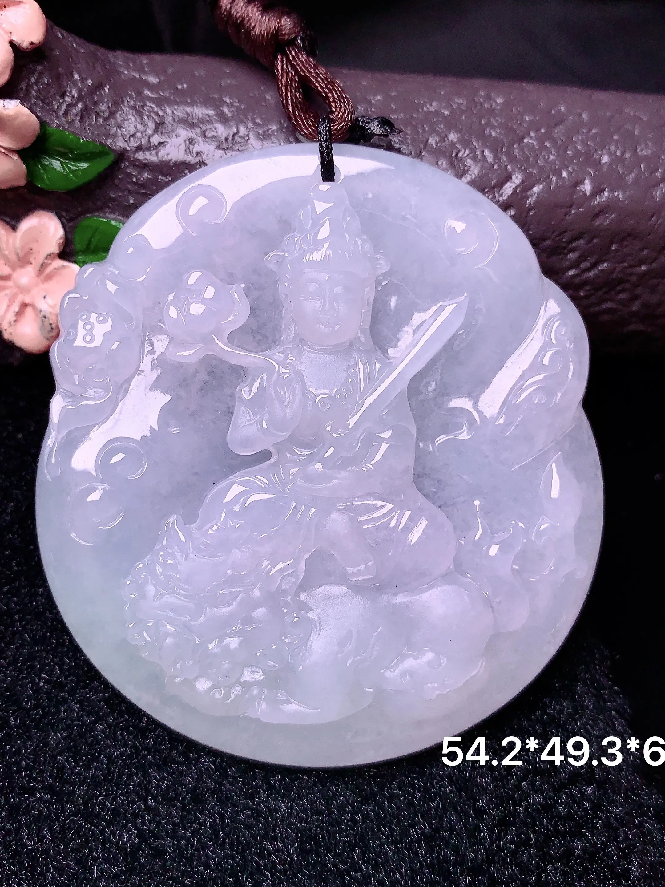 冰种文殊菩萨吊坠 玉质细腻 色泽艳丽 整体尺寸54.2*49.3*6