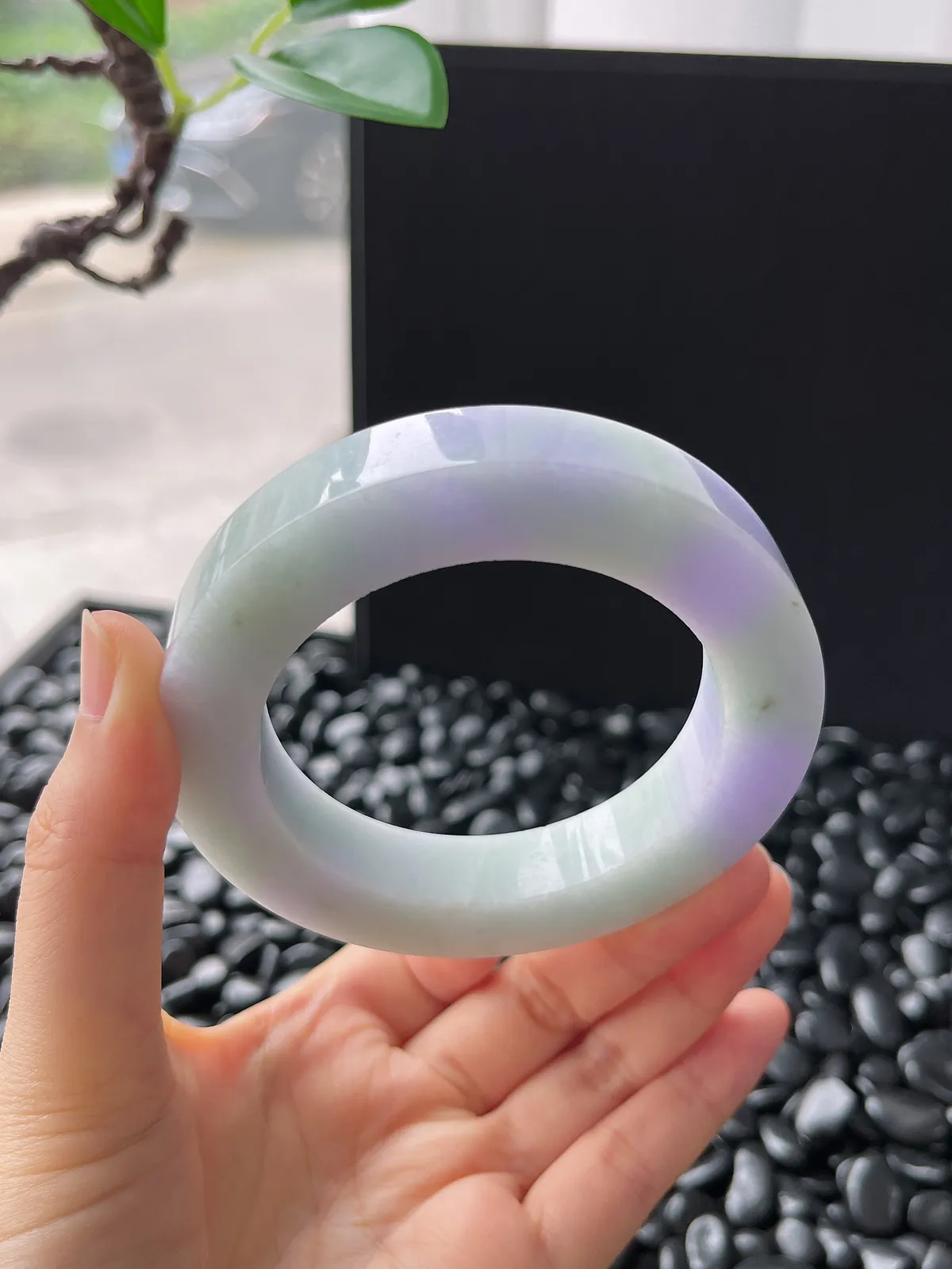翡翠毛坯，⭕️正圈最大做63.6，圆条最大做59.6；最小圈口56