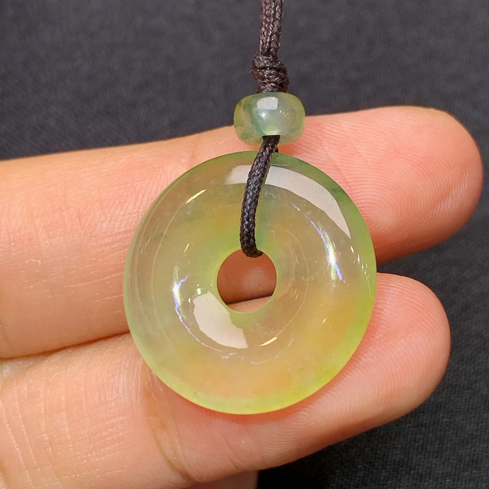 冰黄翡甜甜圈，镶嵌佳品，色泽鲜艳，水色超佳 尺寸20*3.6