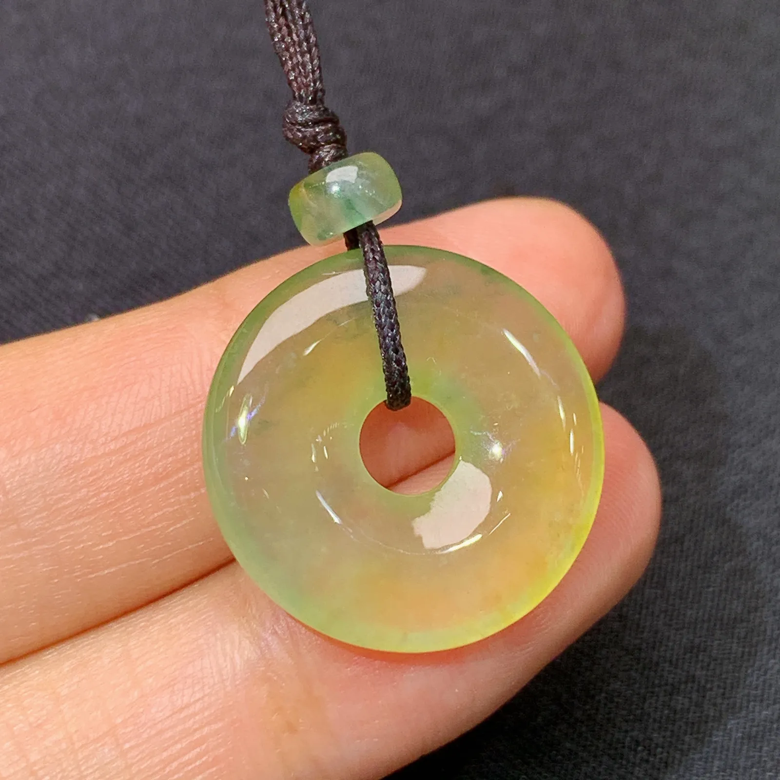 冰黄翡甜甜圈，镶嵌佳品，色泽鲜艳，水色超佳 尺寸20*3.6