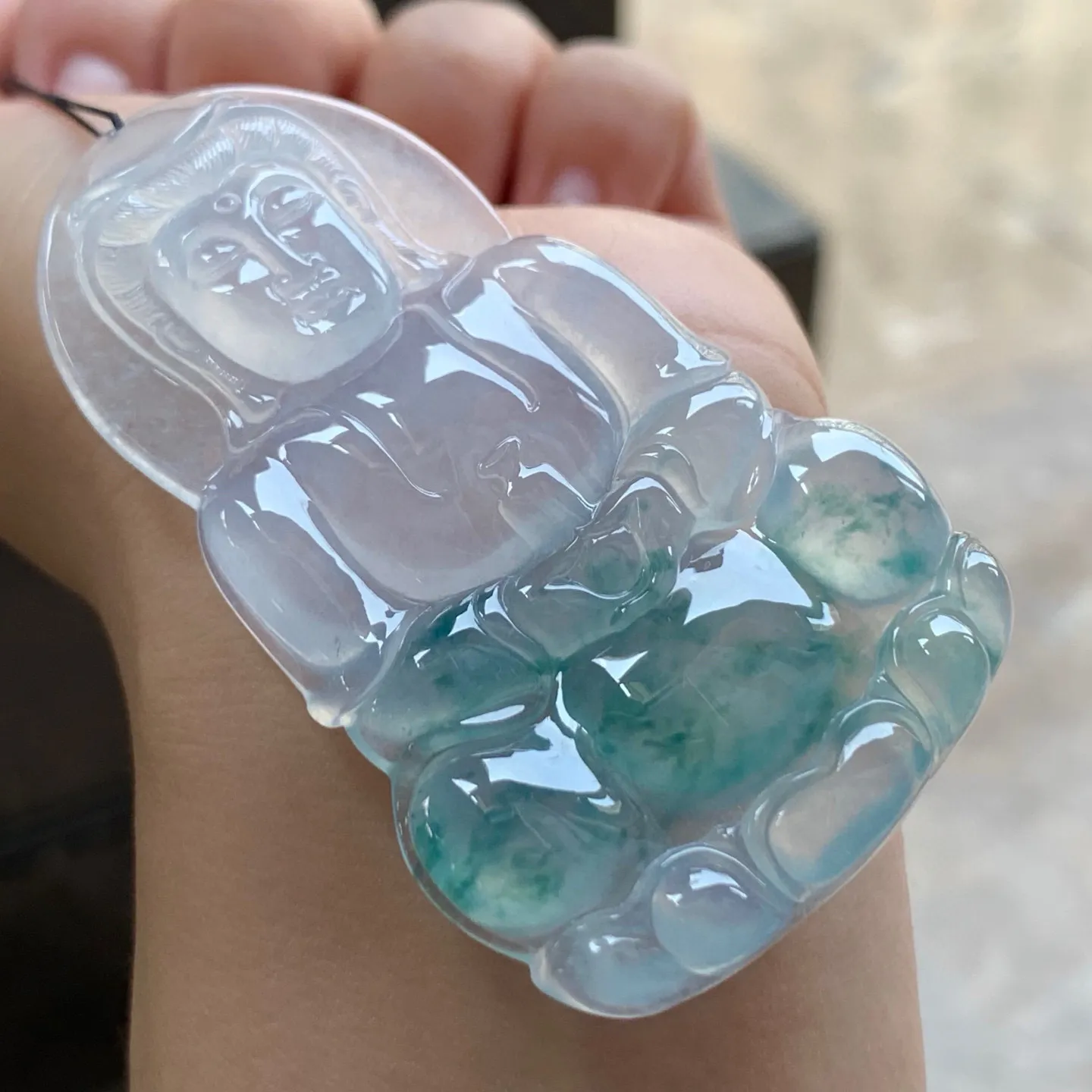 冰种飘花观音
大气