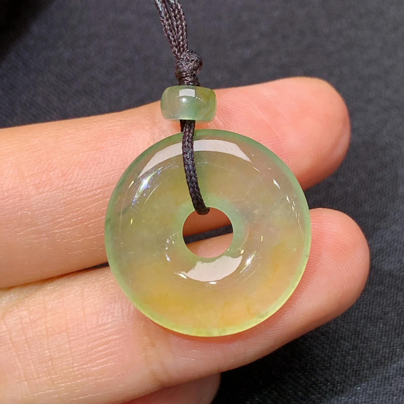 冰黄翡甜甜圈，镶嵌佳品，色泽鲜艳，水色超佳 尺寸20*3.6