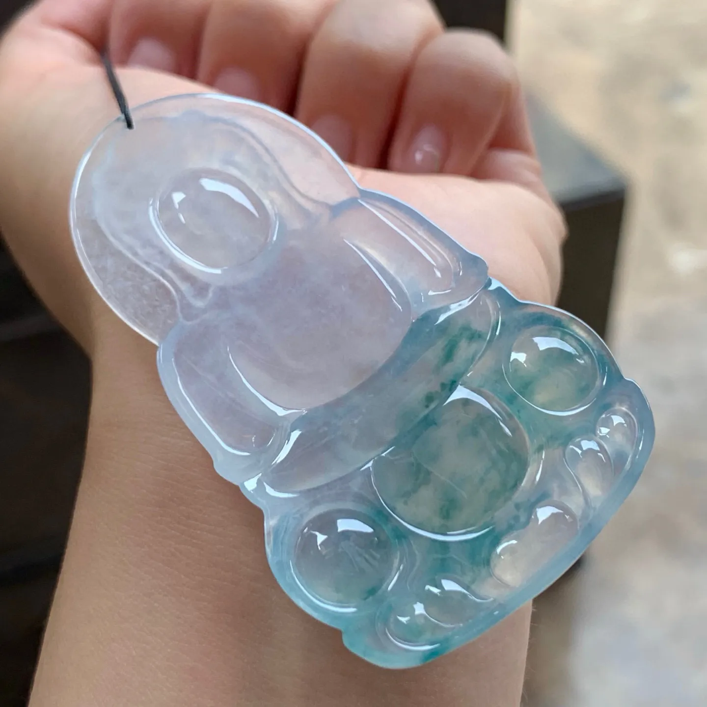 冰种飘花观音
大气