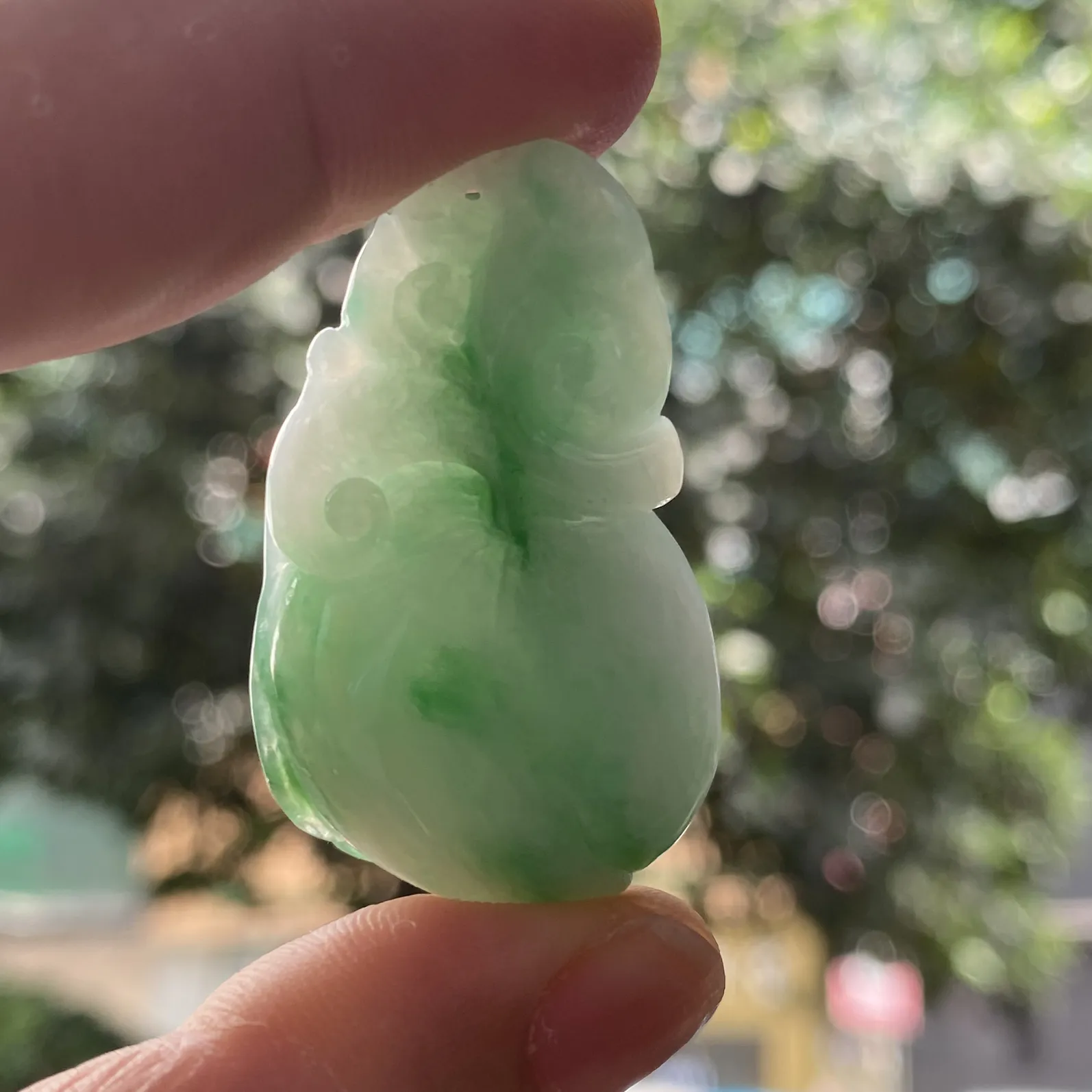 推荐【阳绿福桃】特色雕，色阳，天然石头纹理，42*25*12