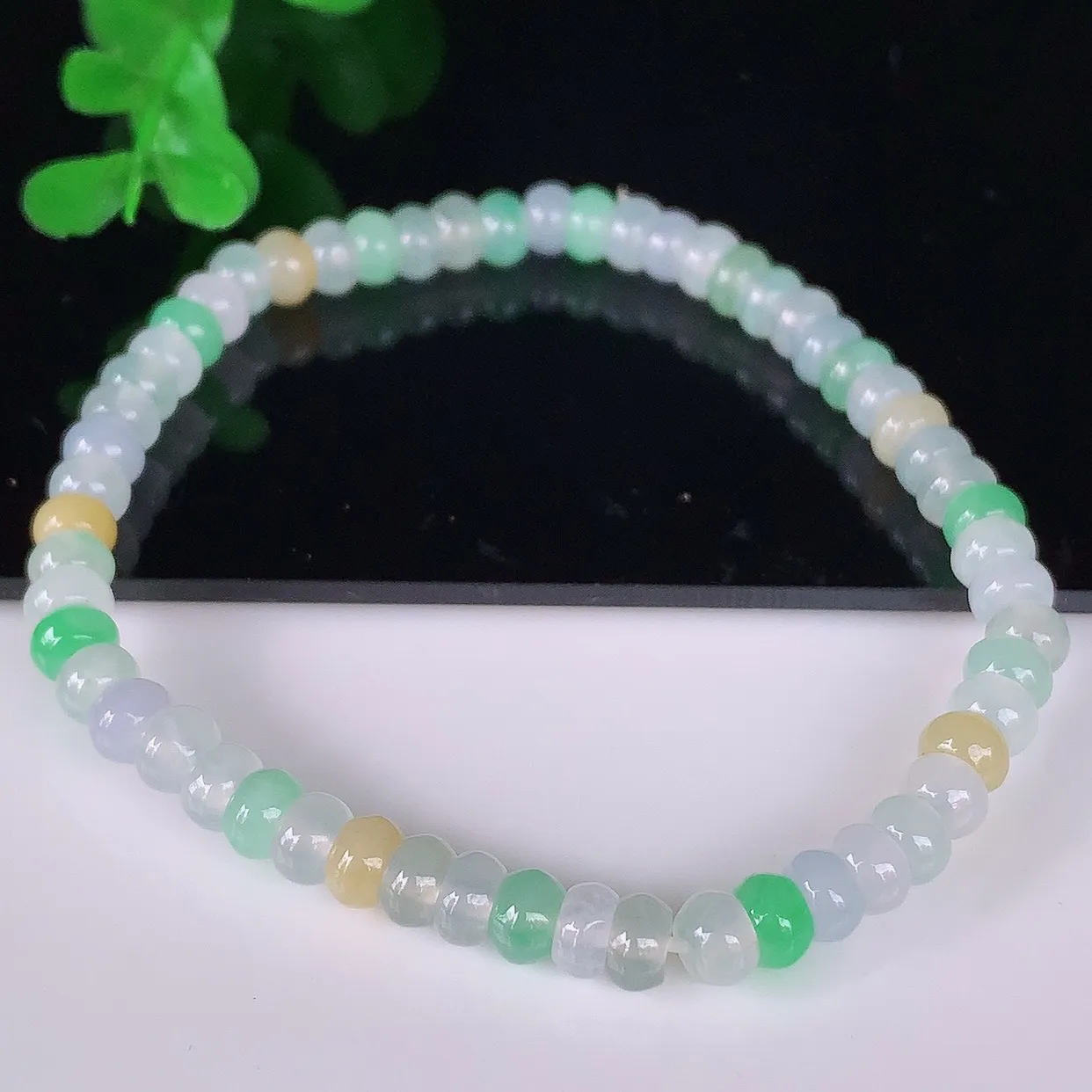 自然光实拍，冰润冰种多彩算盘珠翡翠手串手链，种老水足，冰清玉润  颜色漂亮  #46.20取一尺寸5*2.8mm