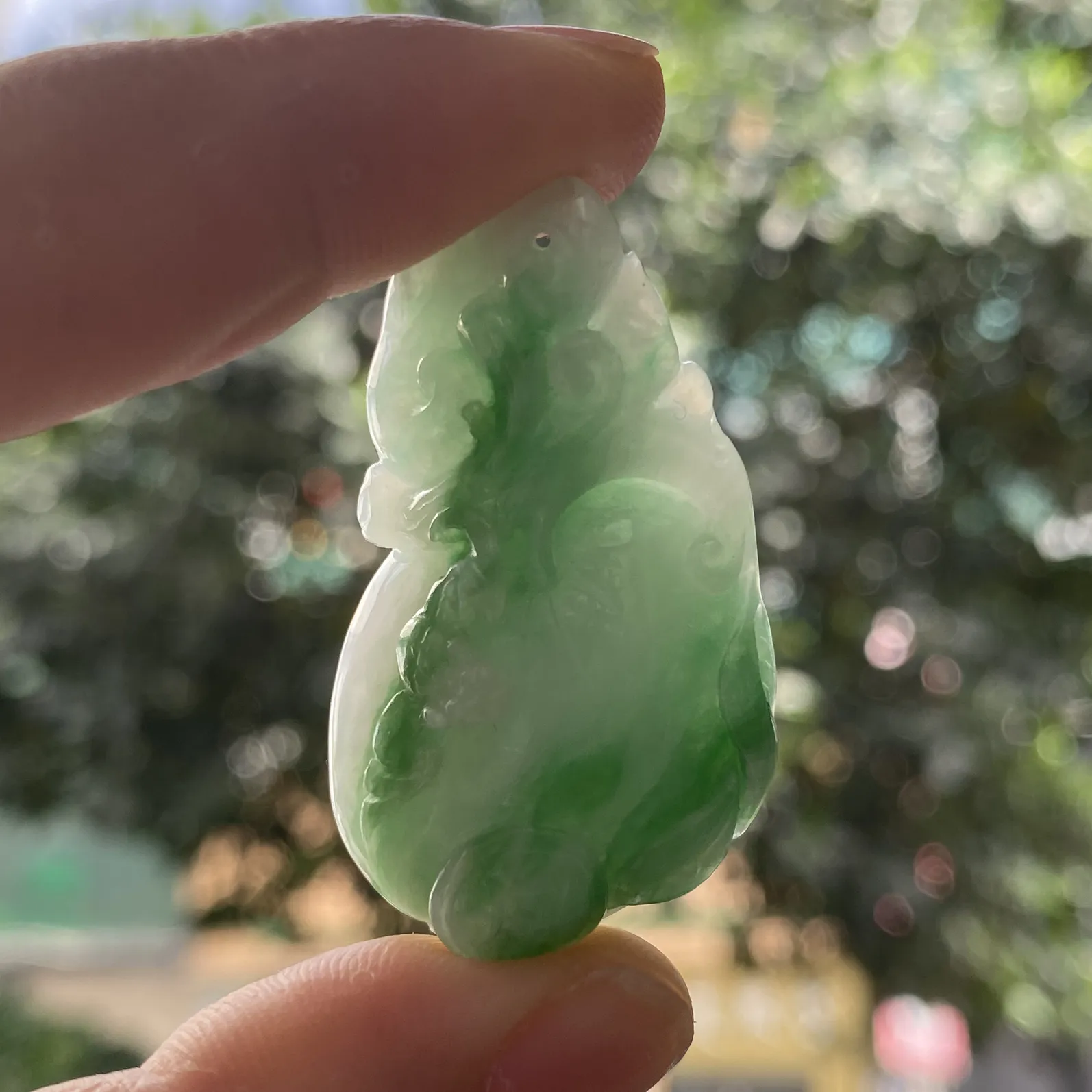 推荐【阳绿福桃】特色雕，色阳，天然石头纹理，42*25*12
