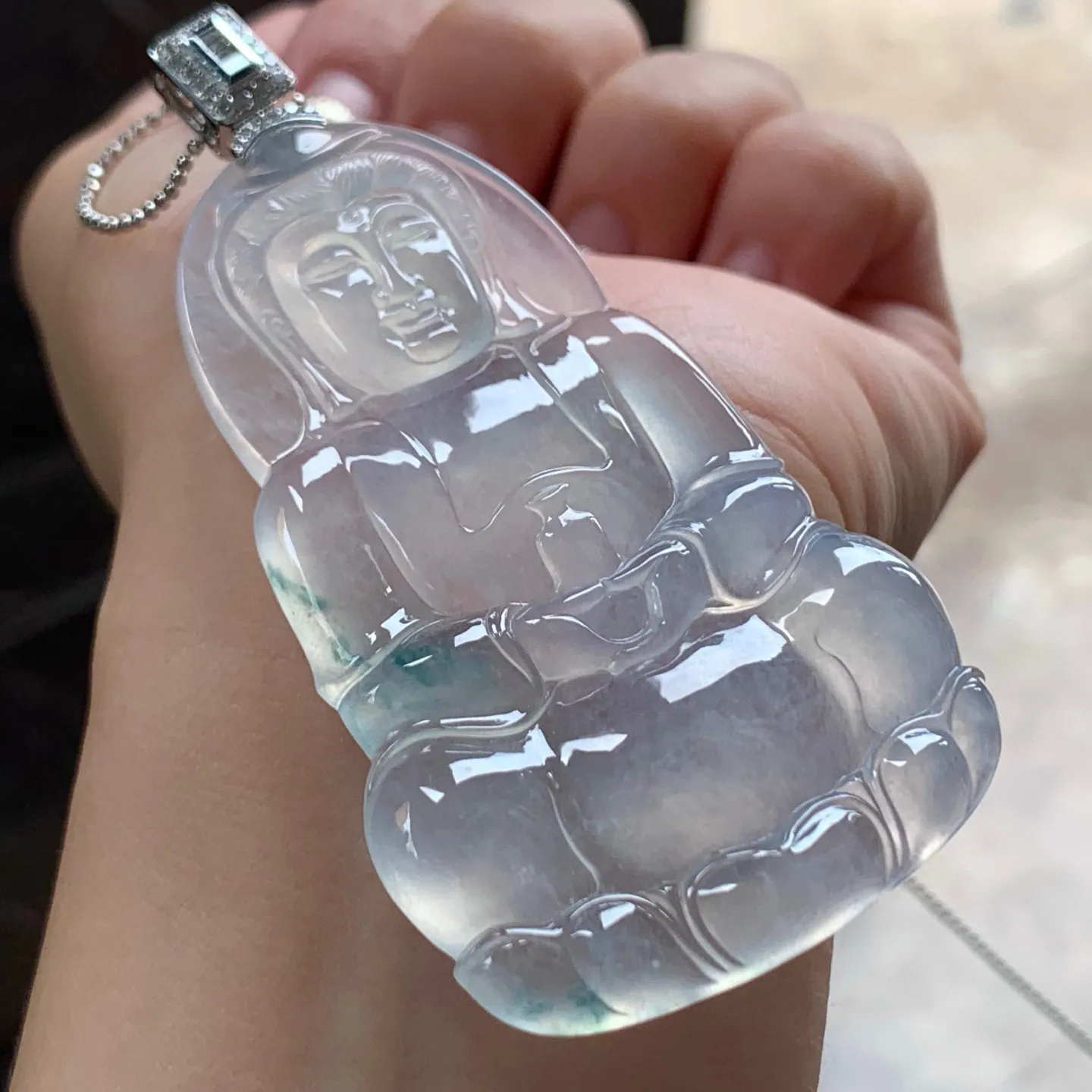 冰种飘花观音
种老水足 大气
