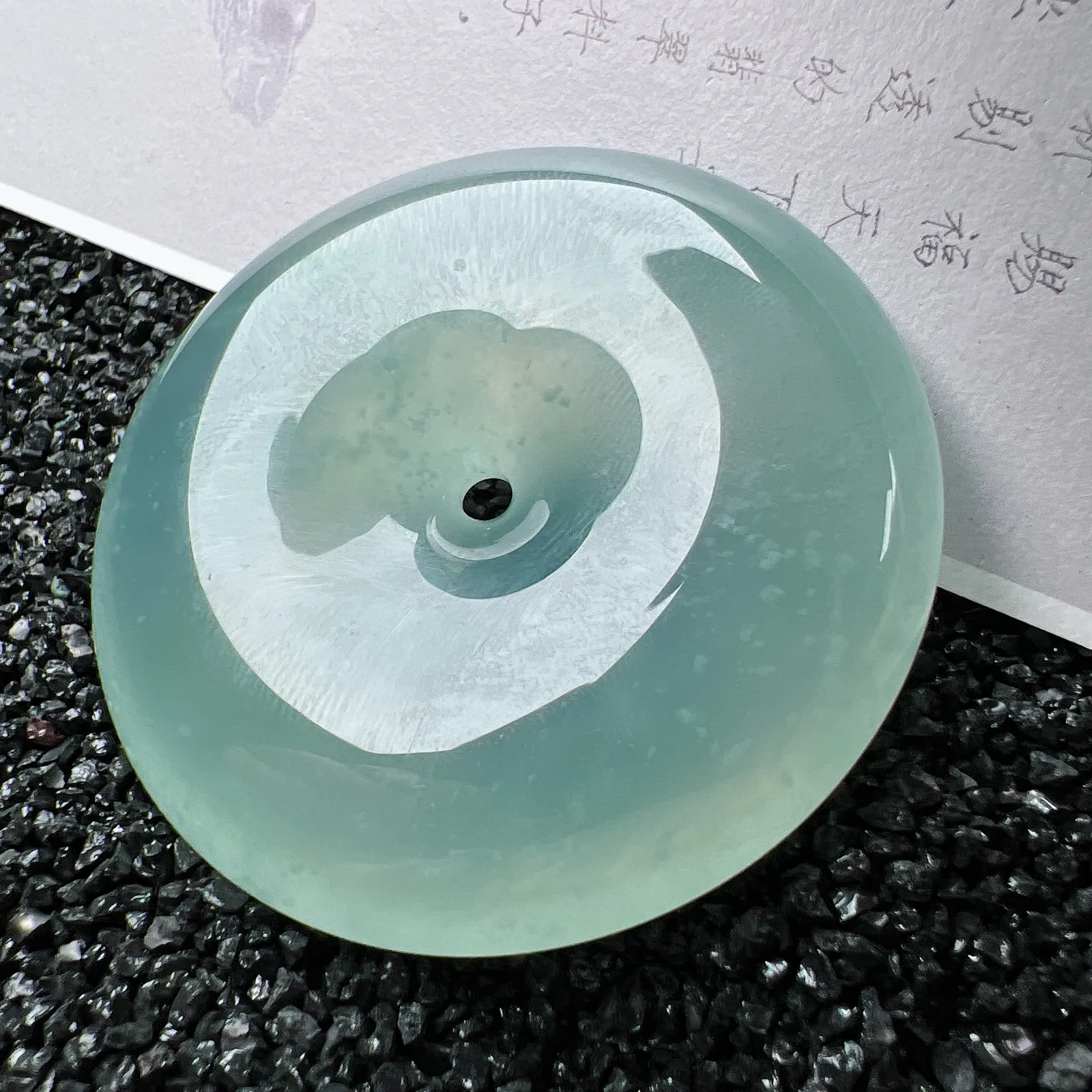 【冰胶感雪花棉大扣】种地优秀，通透闪亮，起光的料子，厚度很好，工艺雕刻精湛。
