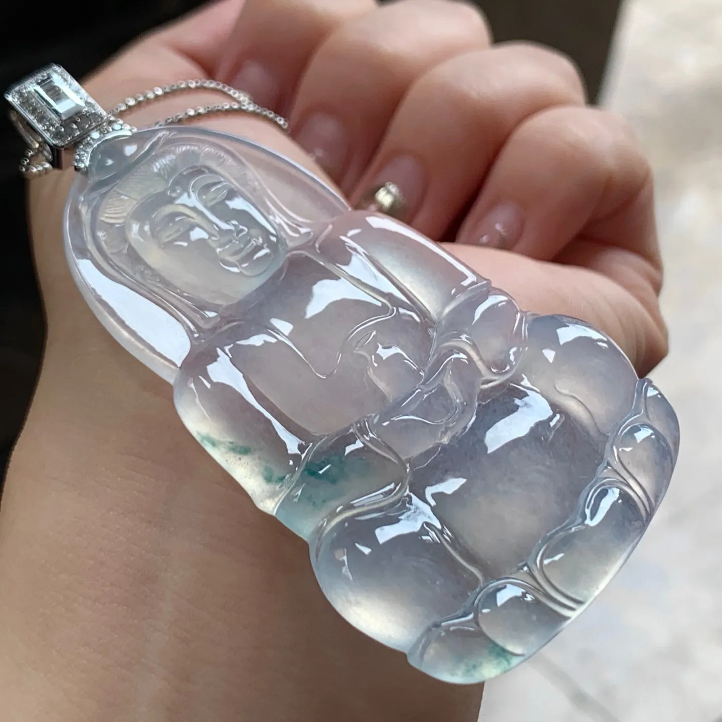冰种飘花观音
种老水足 大气