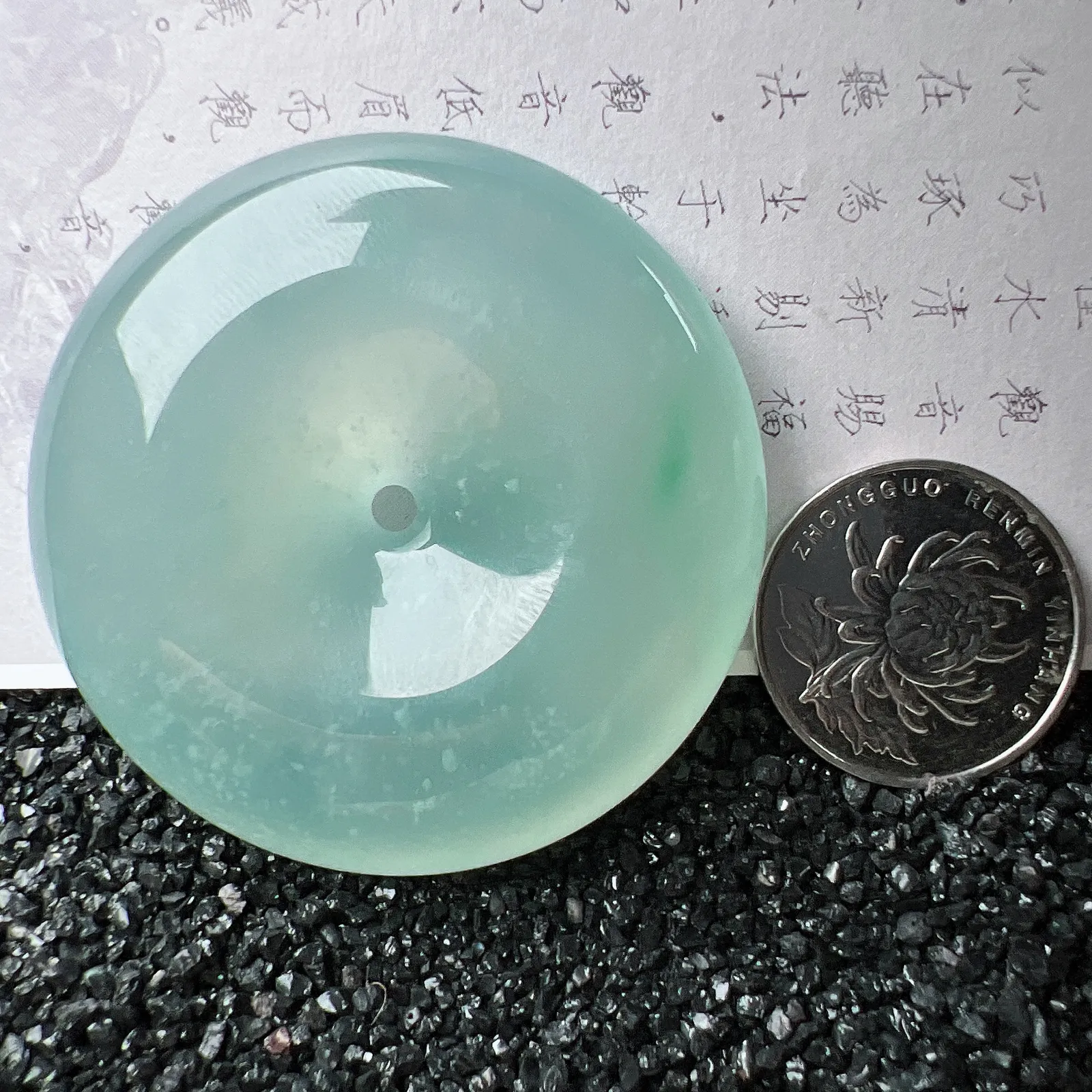 【冰胶感雪花棉大扣】种地优秀，通透闪亮，起光的料子，厚度很好，工艺雕刻精湛。