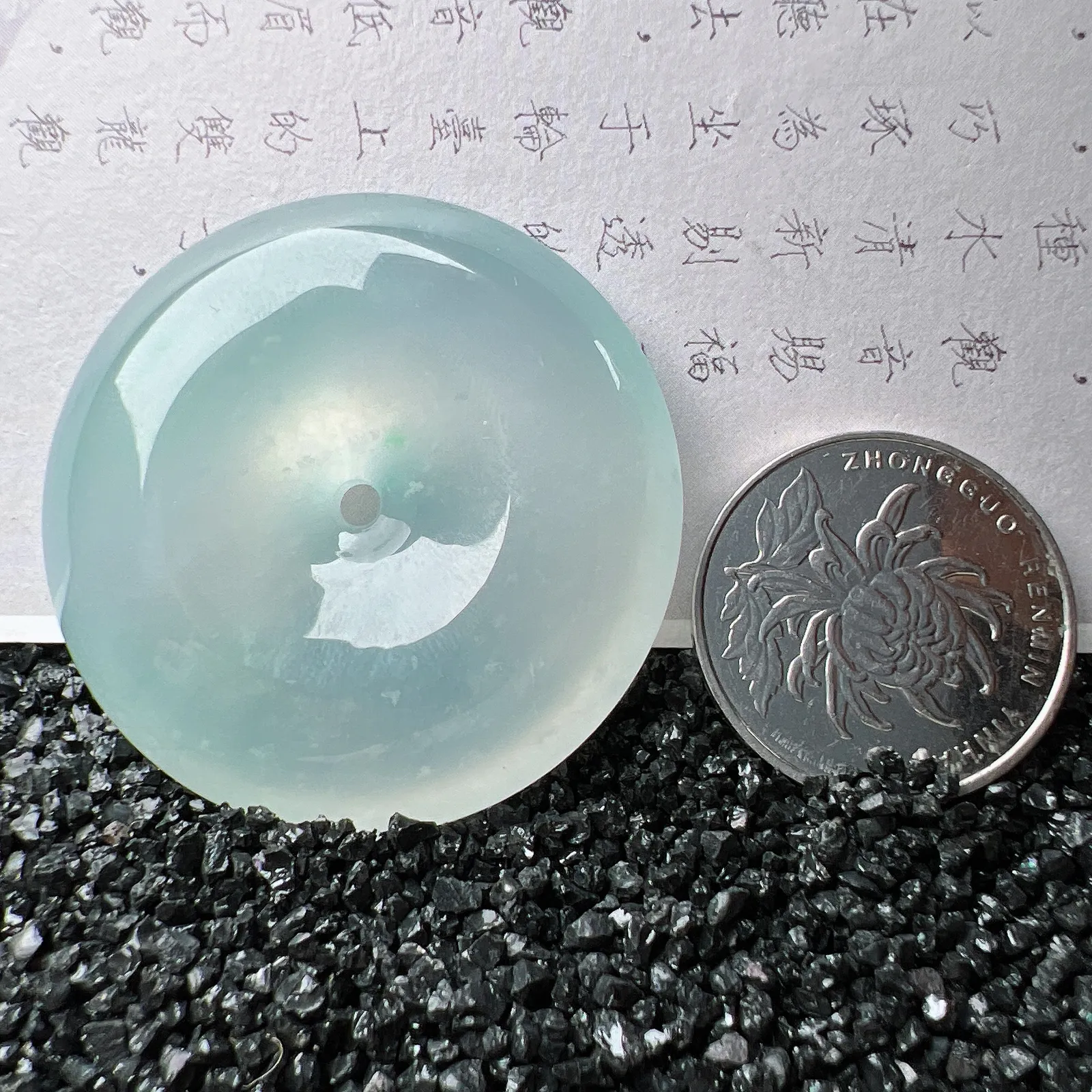 【冰胶感雪花棉大扣】种地优秀，通透闪亮，起光的料子，厚度很好，工艺雕刻精湛。