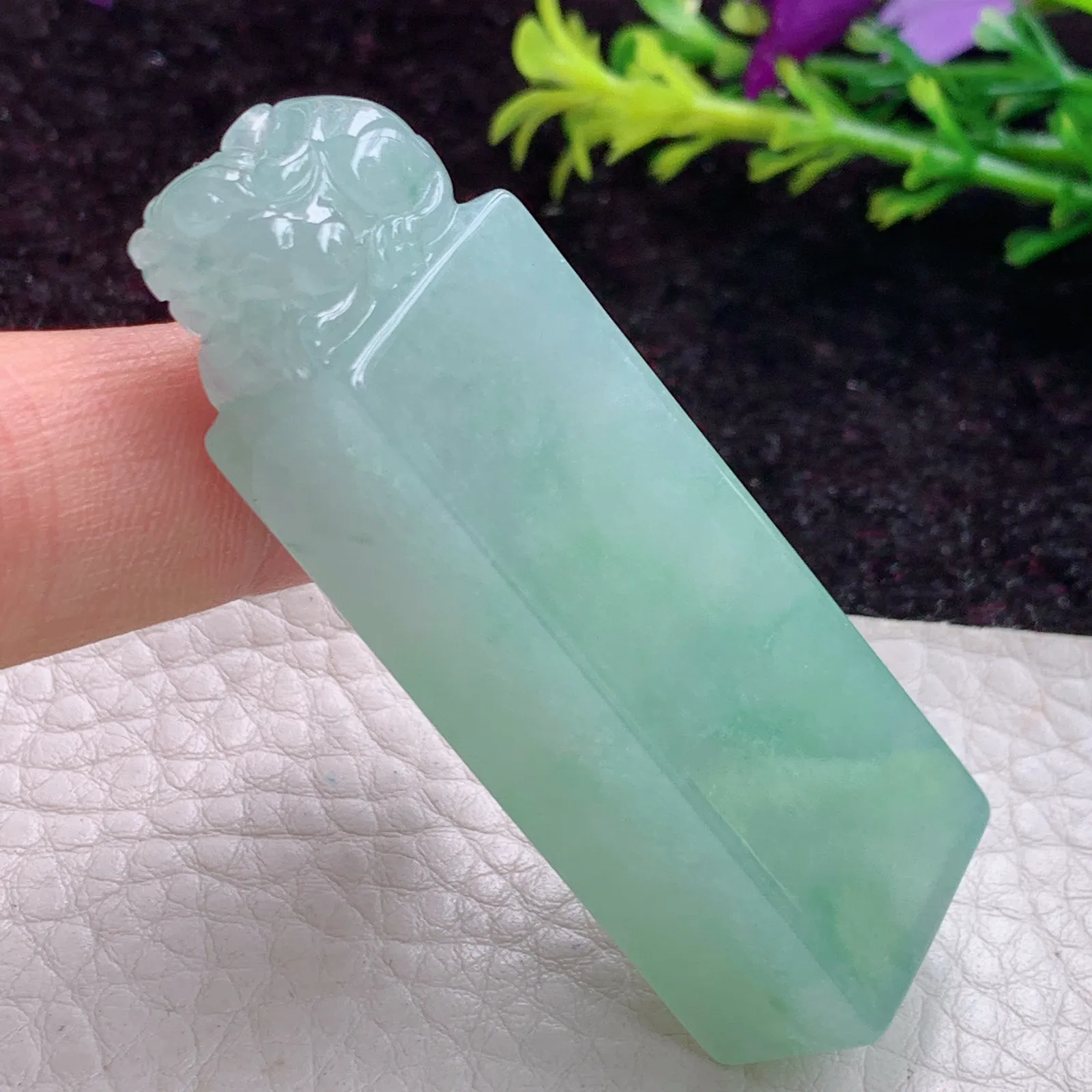 lz实拍59*18.8*12.5缅甸翡翠冰胶晴美招财貔貔 皮休印章玉吊坠 玉挂件