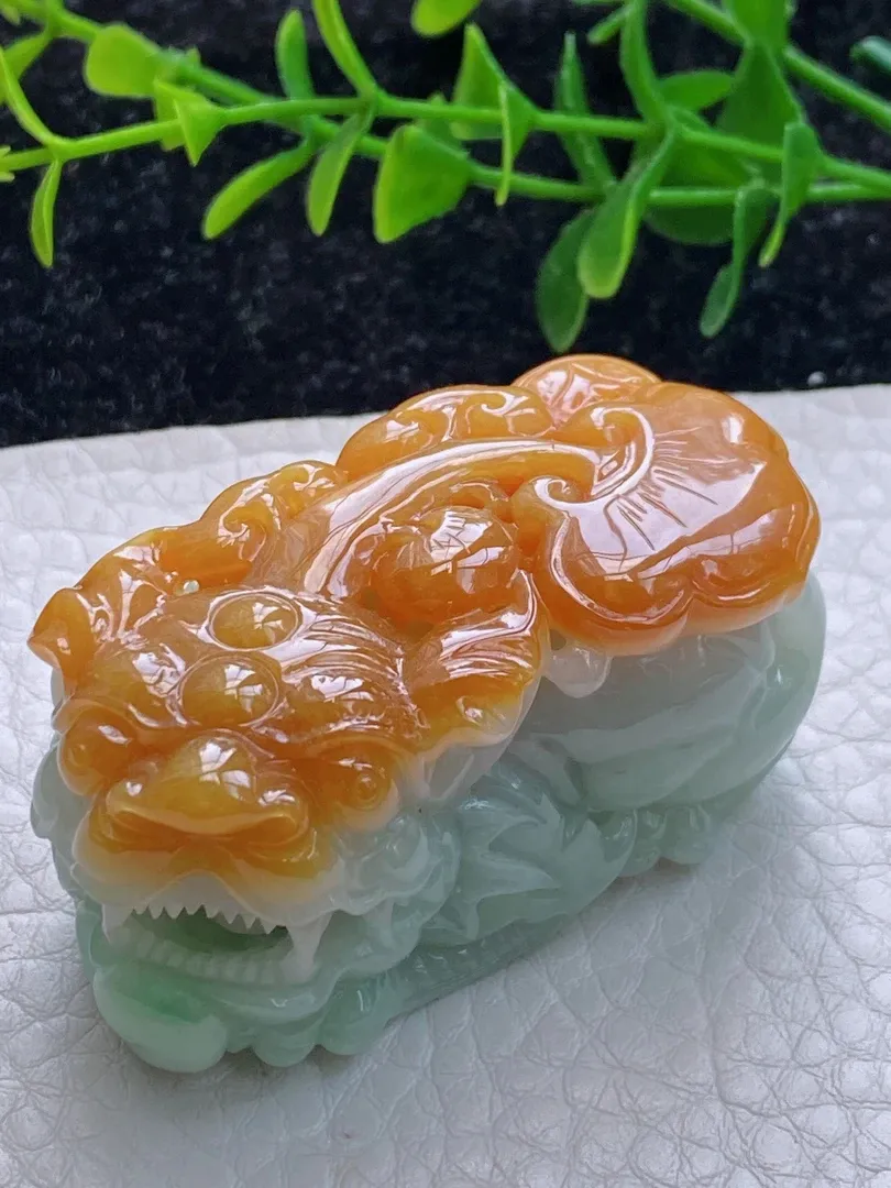 lz实拍52.8*26*26自然光实拍缅甸翡翠冰糯立体双彩红翡招财貔貅吊坠 瑞兽玉坠