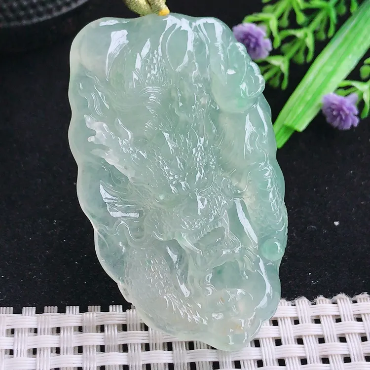 自然光老坑冰种果冻胶冰晴龙牌吊坠翡翠玉坠尺寸64/39/10