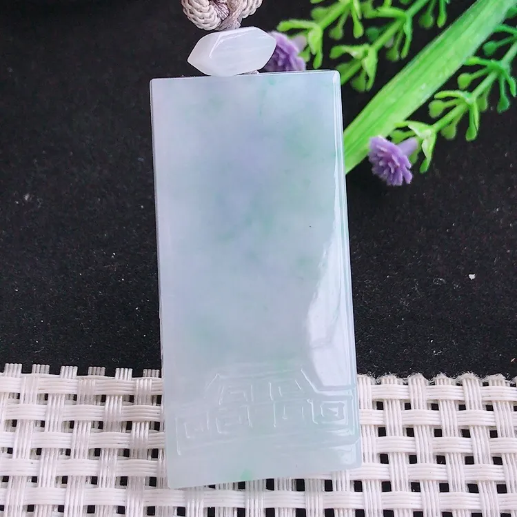 自然光老坑冰润水灵飘花无事牌吊坠翡翠玉坠尺寸55/27/6