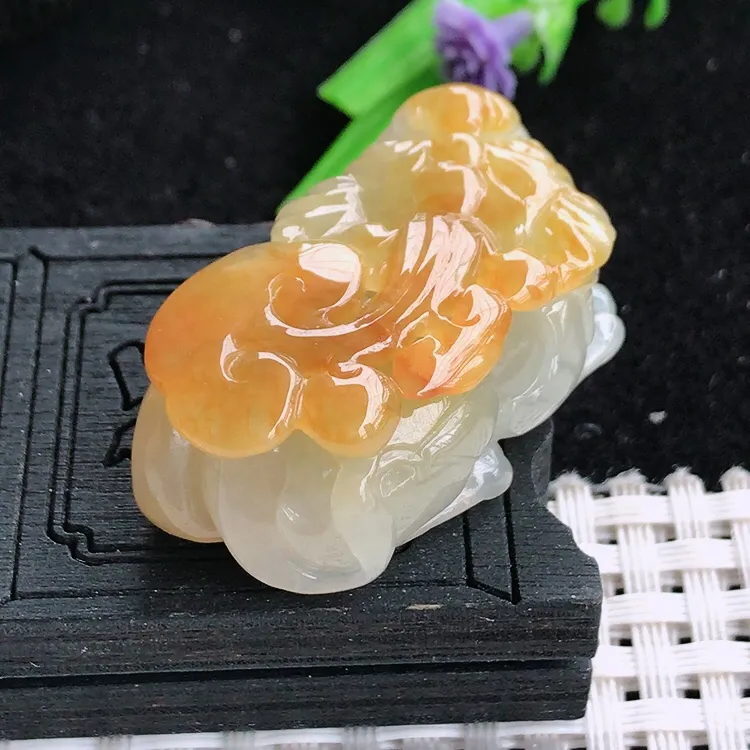 自然光老坑精美冰胶黄翡貔貅吊坠翡翠玉坠尺寸36.5/20/15