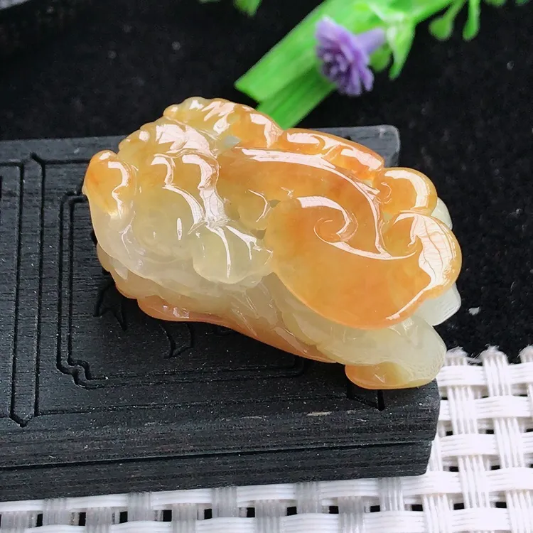 自然光老坑精美冰胶黄翡貔貅吊坠翡翠玉坠尺寸36.5/20/15