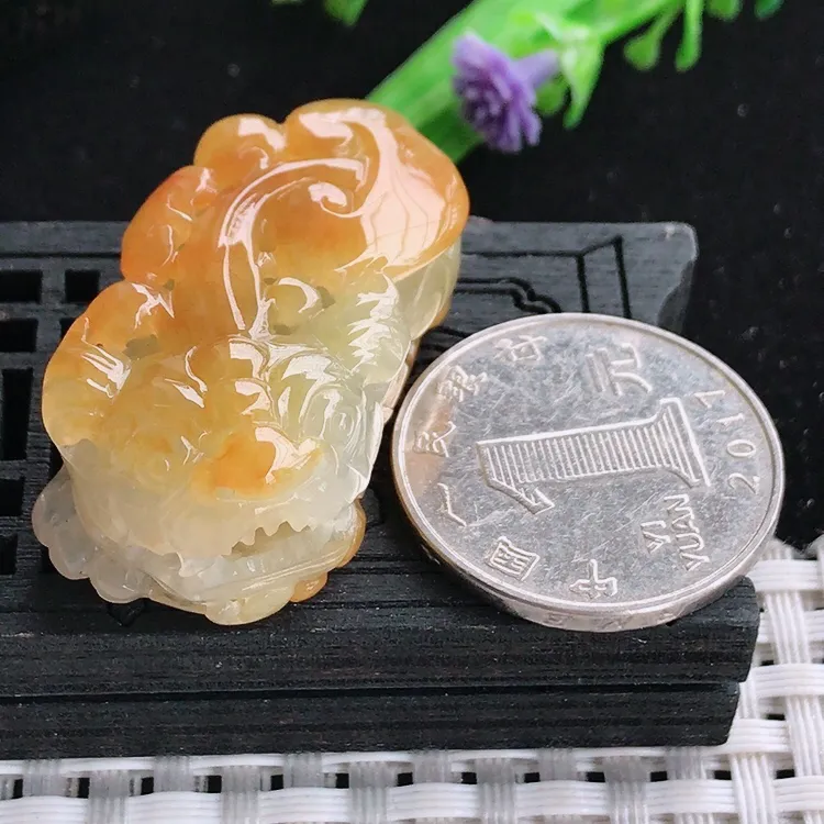 自然光老坑精美冰胶黄翡貔貅吊坠翡翠玉坠尺寸36.5/20/15