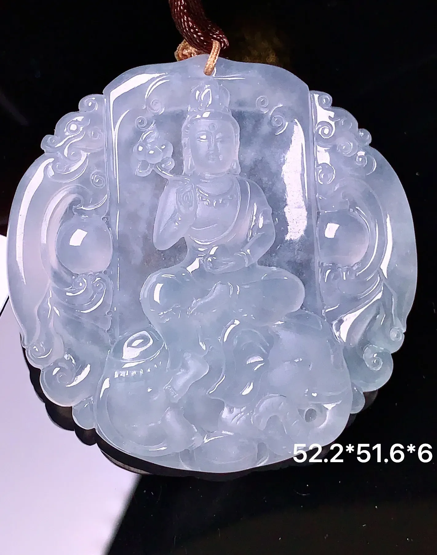 冰种普贤观音菩萨吊坠 玉质细腻 色泽清新艳丽 整体尺寸52.2*51.6*6