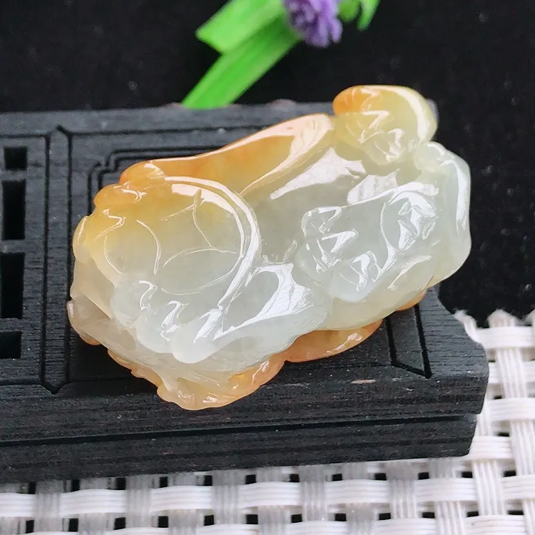 自然光老坑精美冰胶黄翡貔貅吊坠翡翠玉坠尺寸36.5/20/15