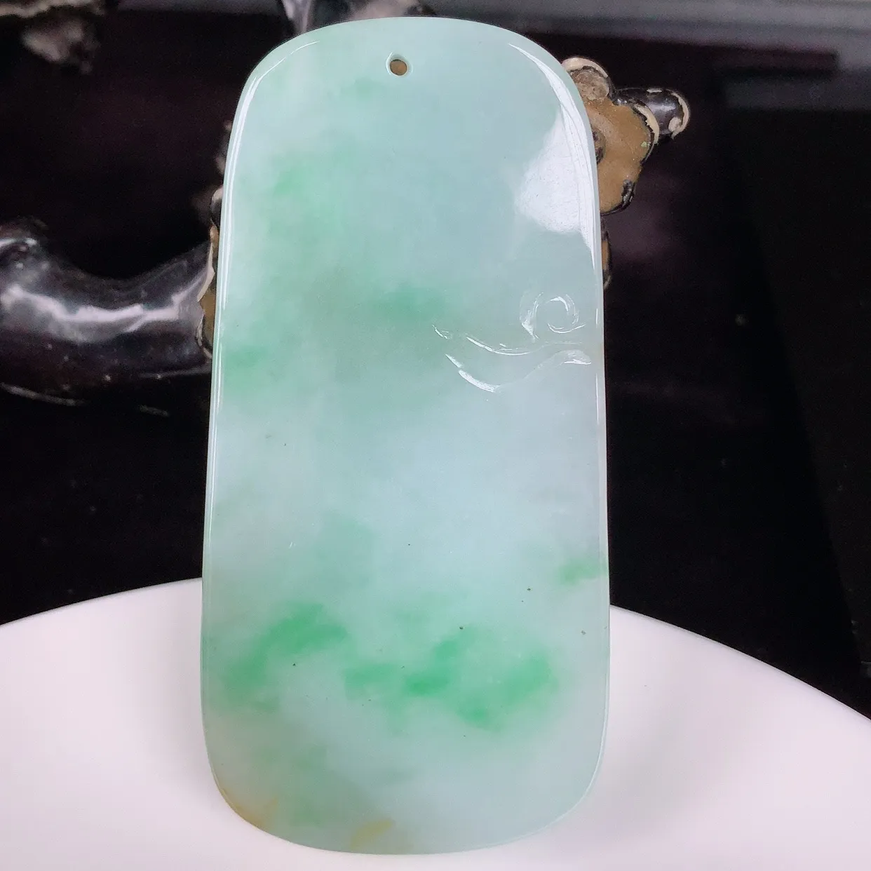 自然光实拍，大件厚装冰润冰糯种双彩黄加绿翡翠逍遥布袋佛吊坠，代代有钱，水足丰盈，盈满欢喜，配戴送礼佳品！#60.24