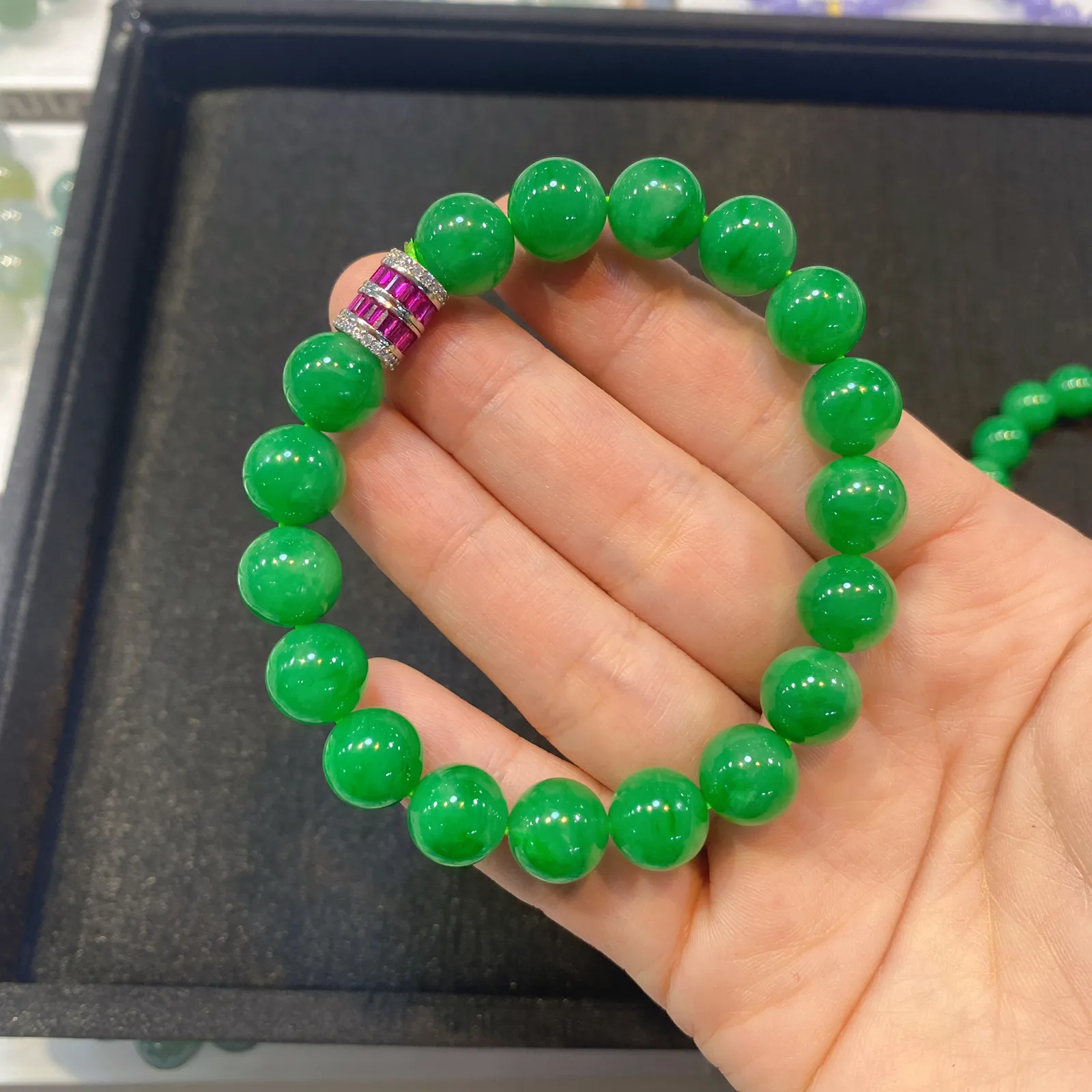 满色手串 直径10 色辣艳丽