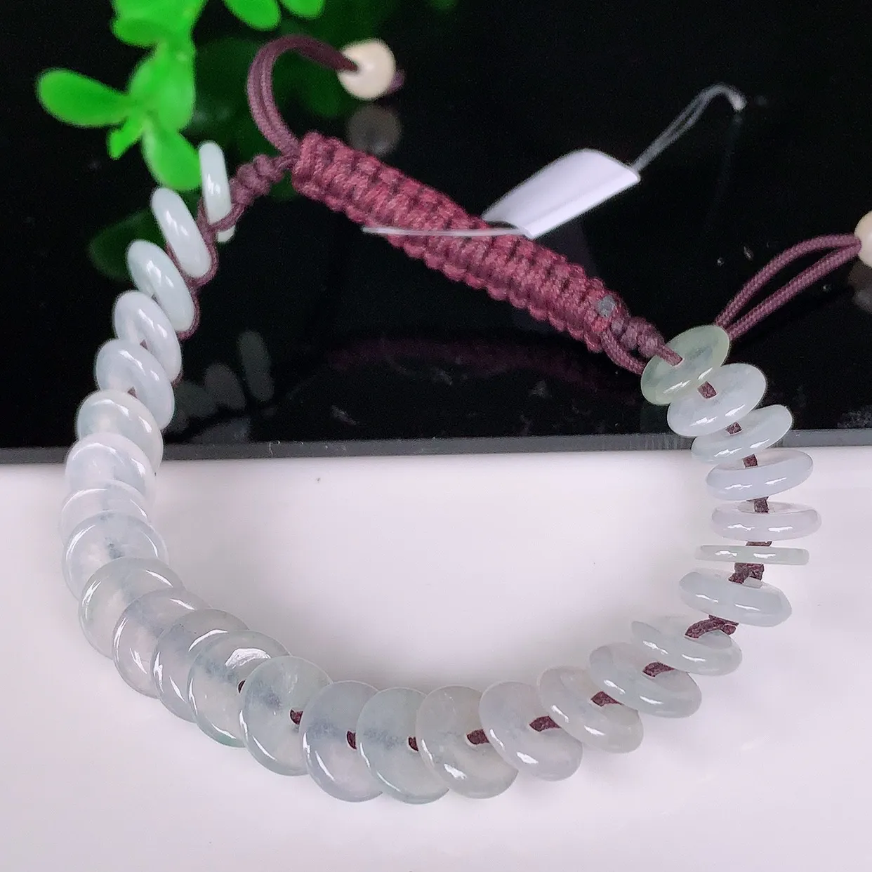 自然光实拍，冰润冰种翡翠平安扣手串手链，种老水足，冰清玉润  颜色漂亮  #49.24取一尺寸7.6*1.5mm