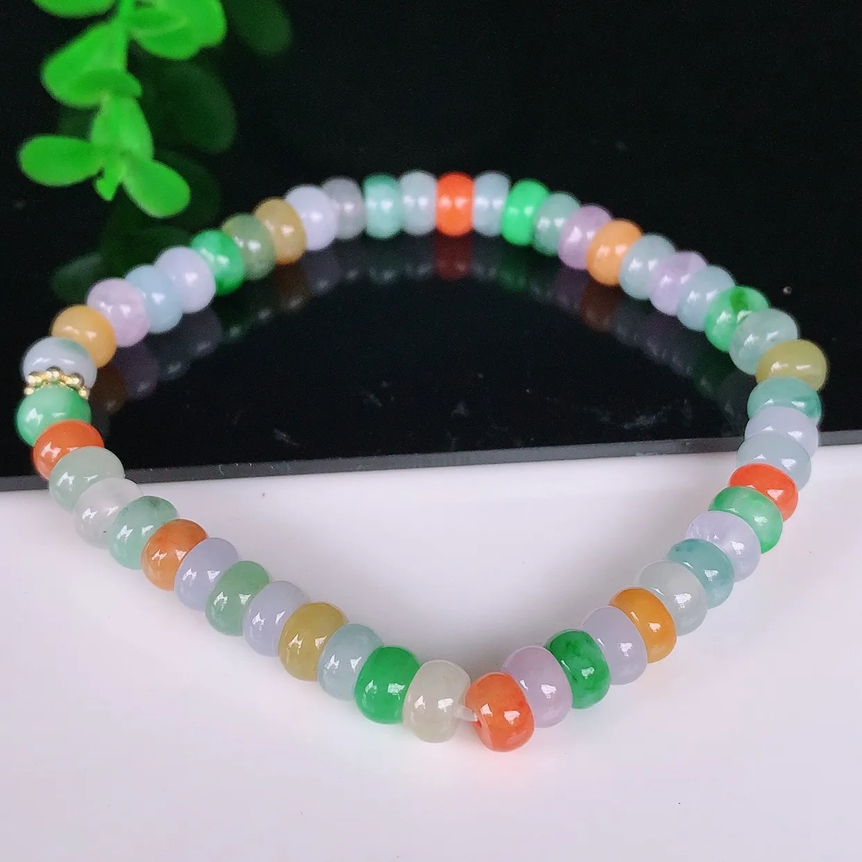 自然光实拍，冰润冰糯种多彩算盘珠翡翠手串手链，种老水足，冰清玉润  颜色漂亮  #46.24取一尺寸6*3mm