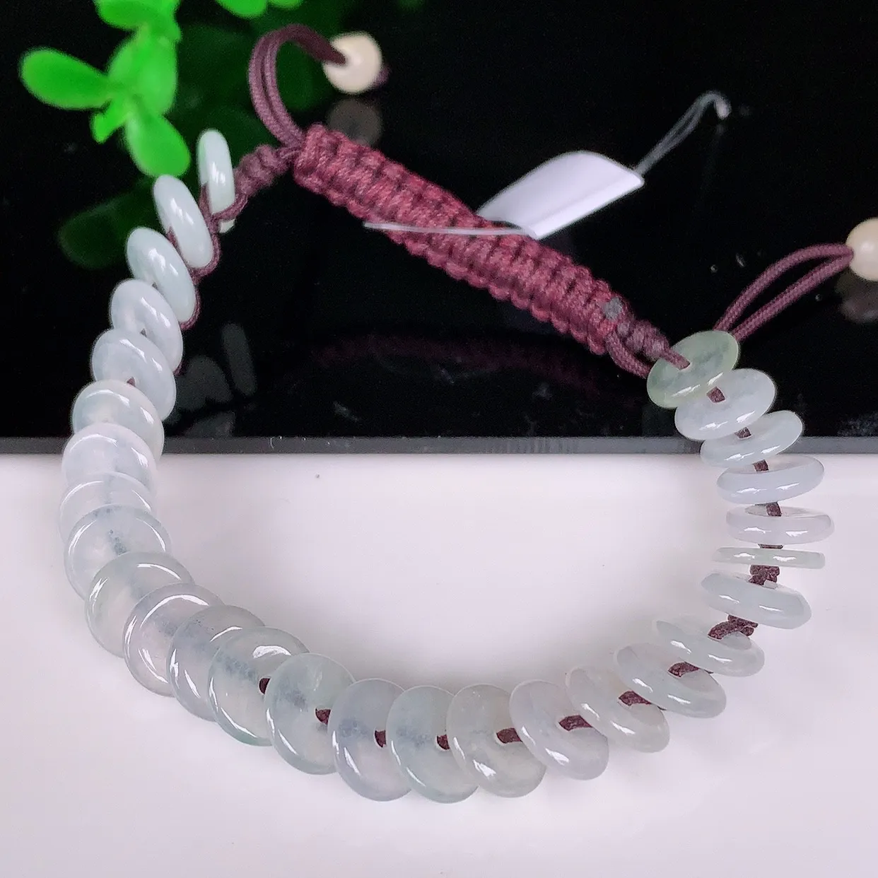 自然光实拍，冰润冰种翡翠平安扣手串手链，种老水足，冰清玉润  颜色漂亮  #49.24取一尺寸7.6