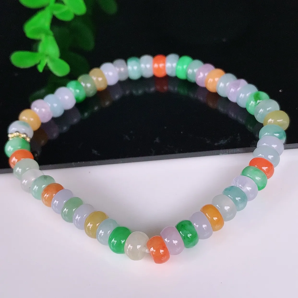 自然光实拍，冰润冰糯种多彩算盘珠翡翠手串手链，种老水足，冰清玉润  颜色漂亮  #46.24取一尺寸6*3mm