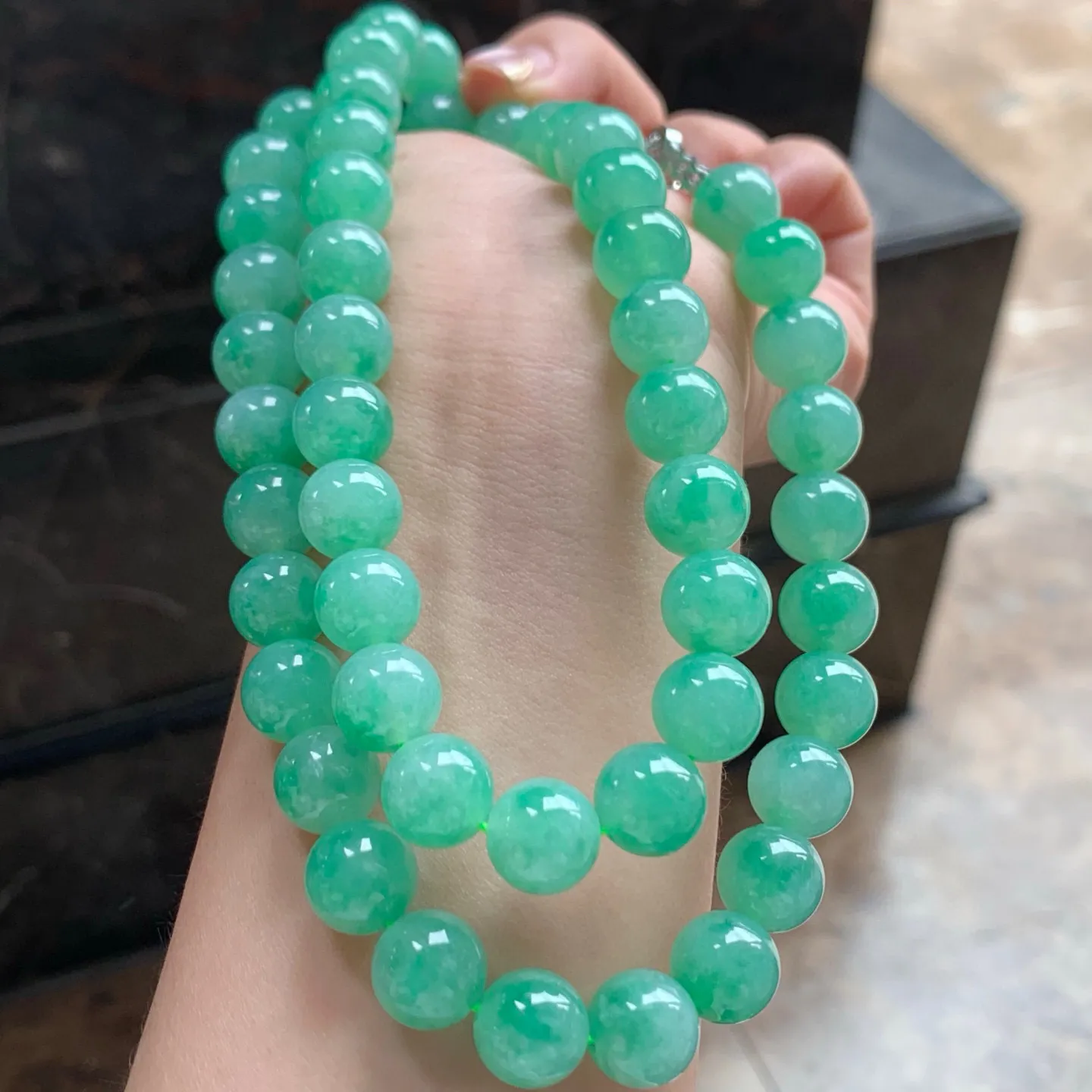 阳绿珠链
水润清爽