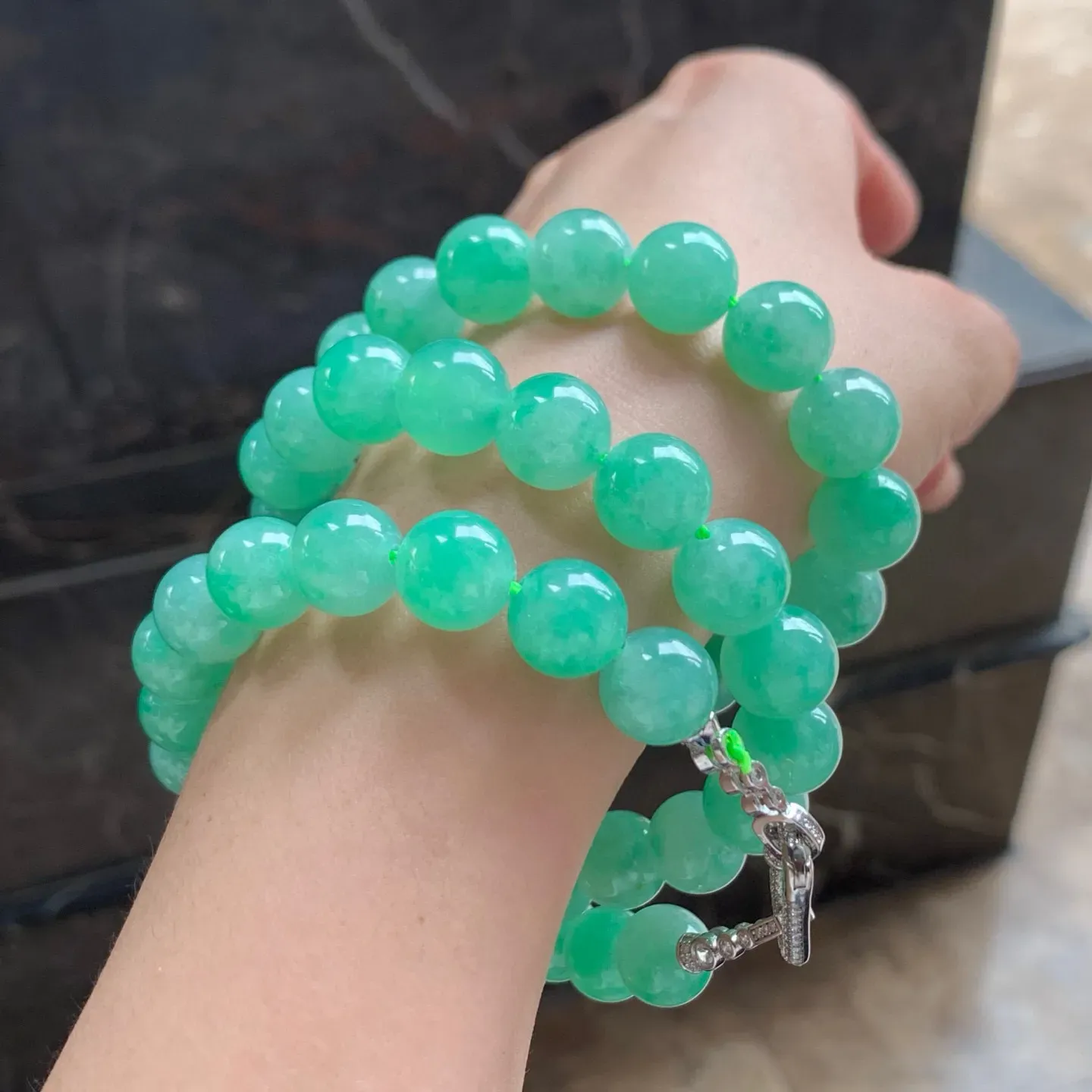 阳绿珠链
水润清爽