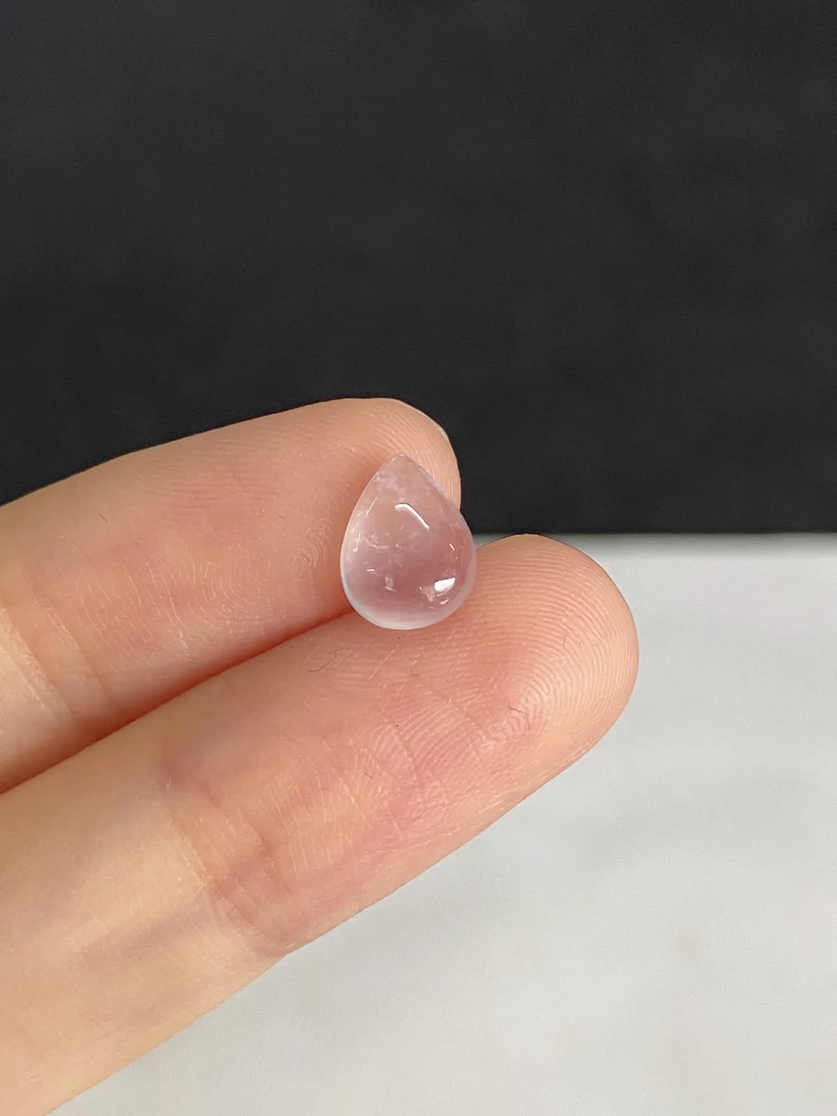 翡翠水滴形蛋面