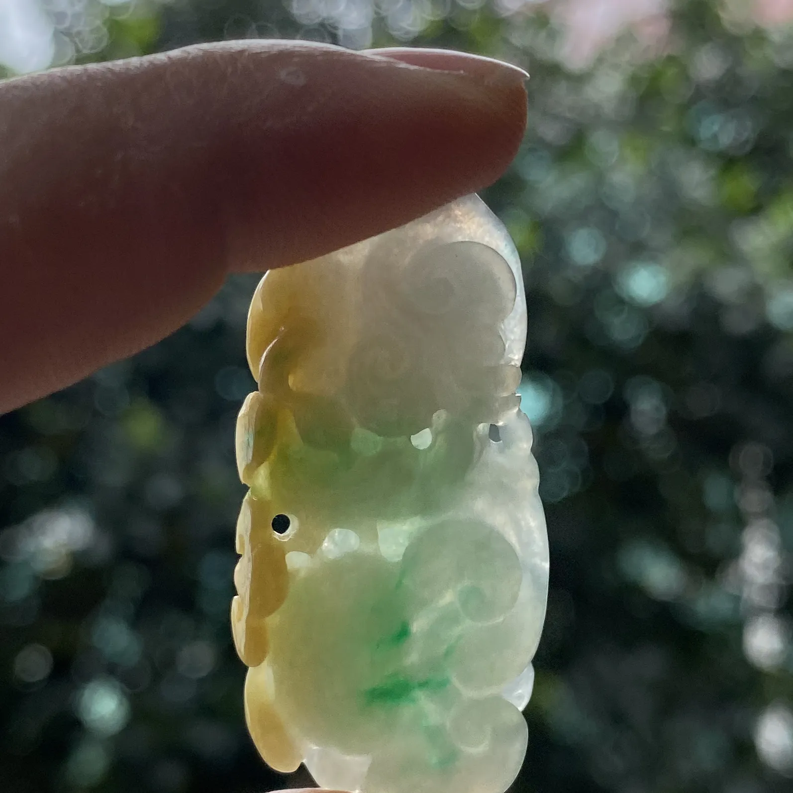 推荐【黄加绿如意】无纹裂，水润细腻，种老水头超好，品相佳，43*21*5.3