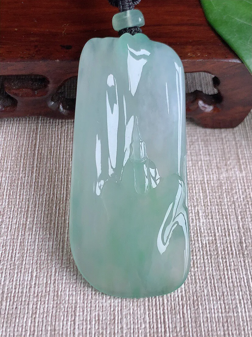 a货翡翠老坑冰种晴水无相观音吊坠 尺寸61.8×26.2×9.2mm 重量30.31g 0528