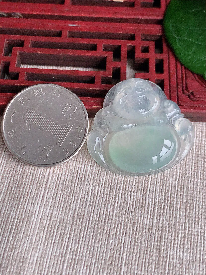 a货翡翠老坑冰种晴水佛公吊坠 尺寸28×31×5.4mm 重量7.00g 0528