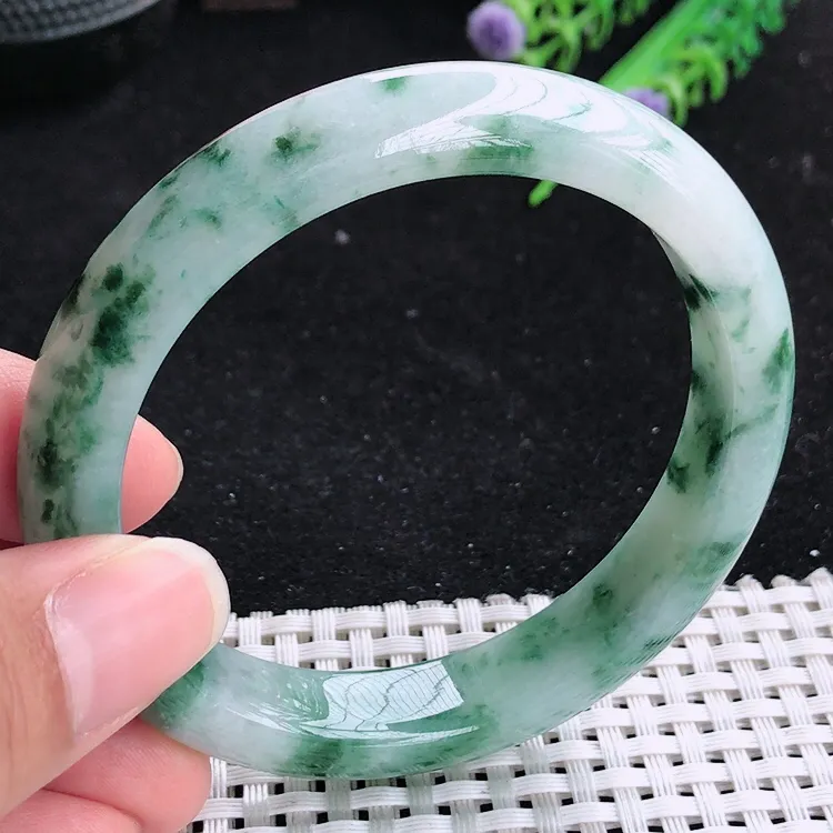 自然光58圈口老坑精美温润飘花手镯翡翠玉镯尺寸58/12/8.6
