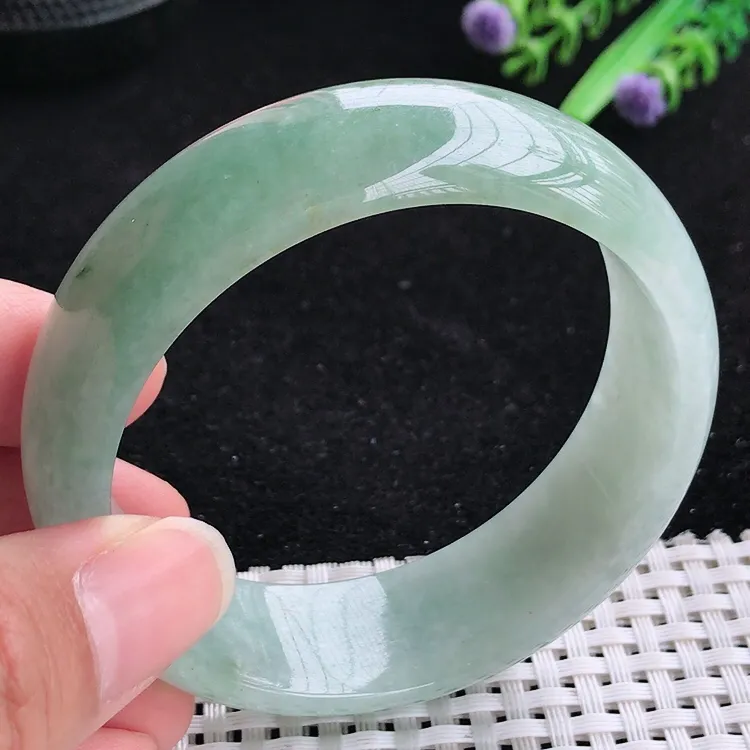自然光59圈口老坑精美温润浅绿色宽版手镯轮胎玉镯尺寸59/18.5/8.1