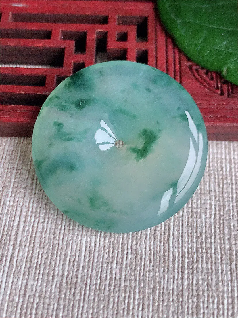 a货翡翠老坑冰种飘花平安扣吊坠 尺寸33×5.3mm 重量13.14g 0528