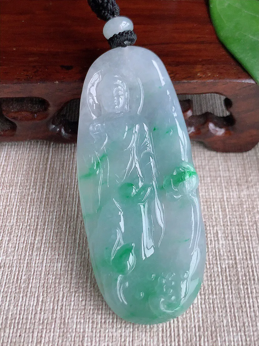 a货翡翠老坑冰种飘绿阿弥陀佛吊坠 尺寸60.3×25.5×5.8mm 重量24.28g 0528