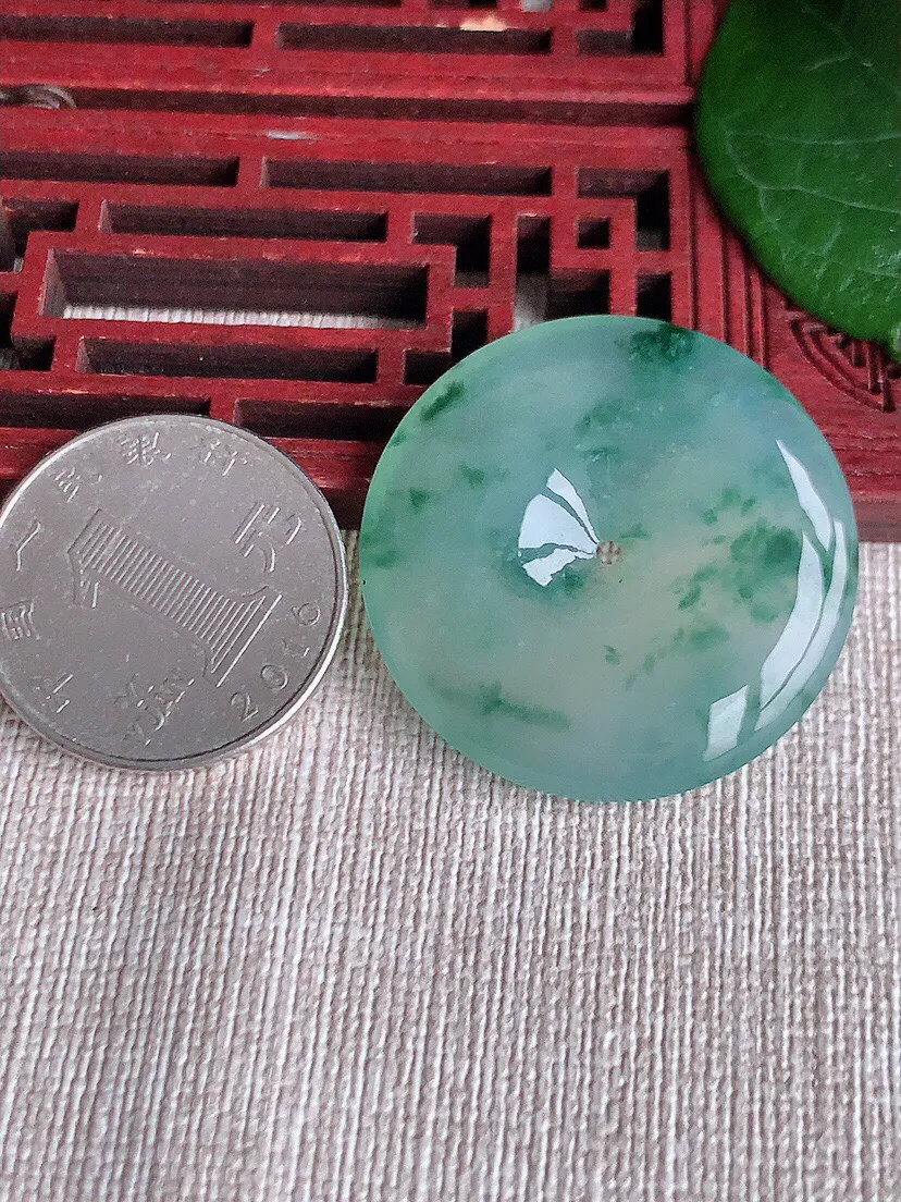 a货翡翠老坑冰种飘花平安扣吊坠 尺寸33×5.3mm 重量13.14g 0528