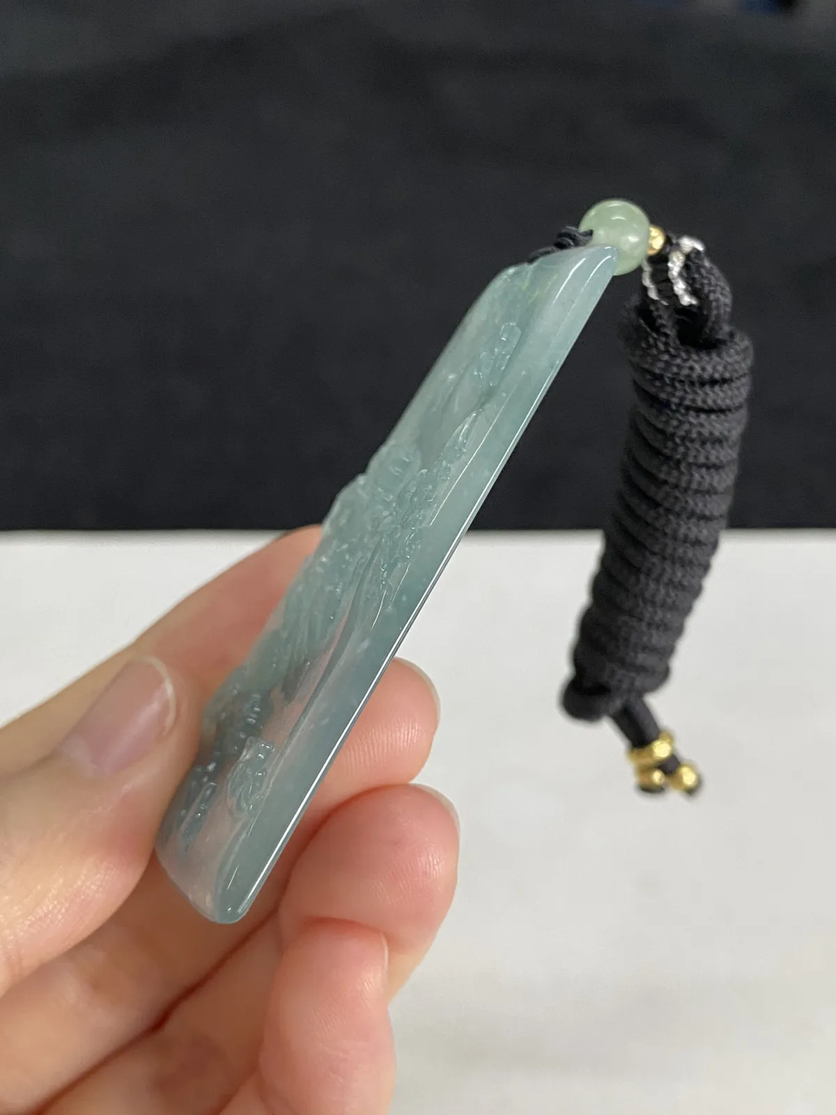翡翠山水，配珠未测