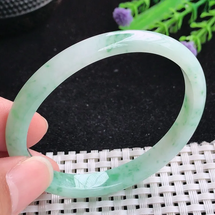自然光53圈口老坑秀气冰润飘花贵妃手镯翡翠玉镯尺寸53/46.5/7.8/5.5