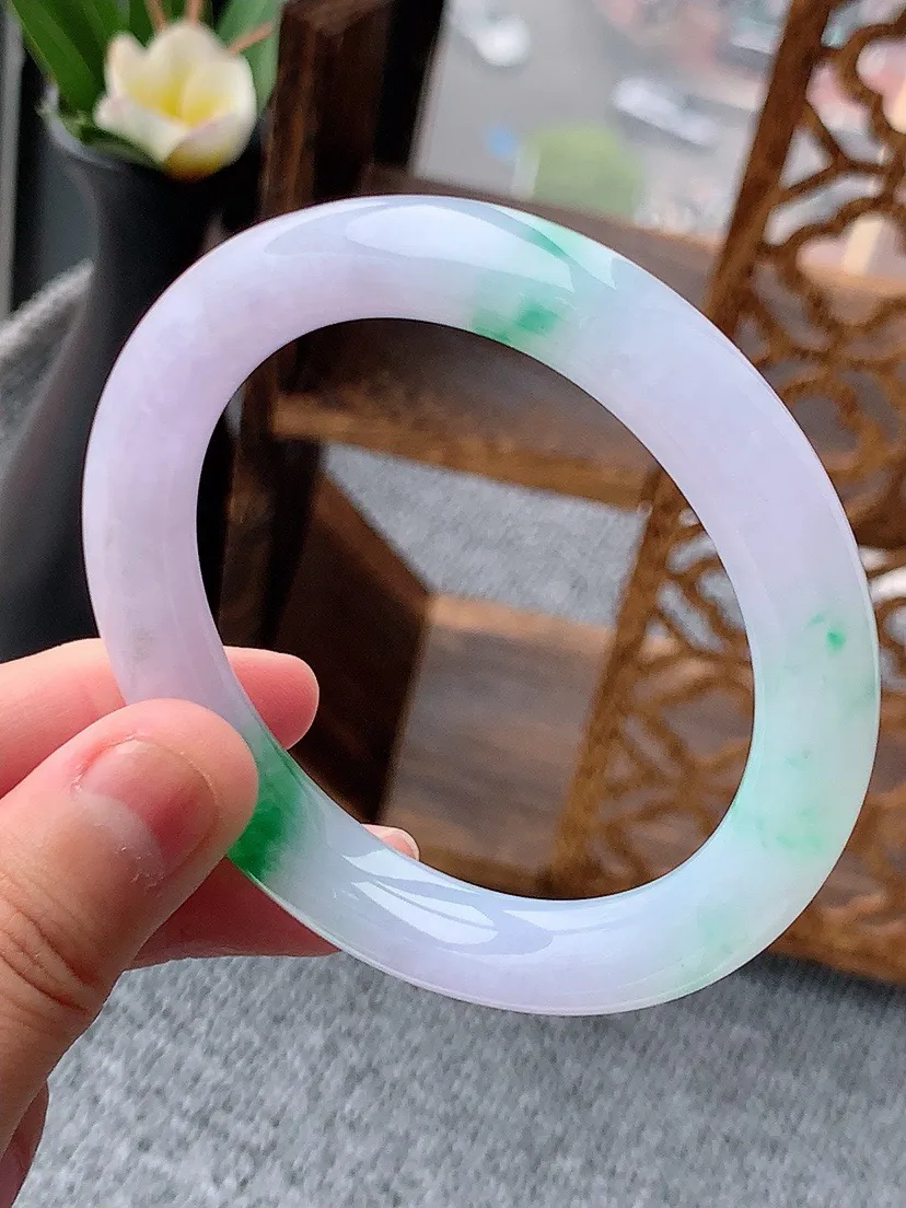 a货翡翠老坑春彩紫罗兰飘绿圆条手镯54-55圈口 尺寸54.6×10mm 重量53.11g 0530