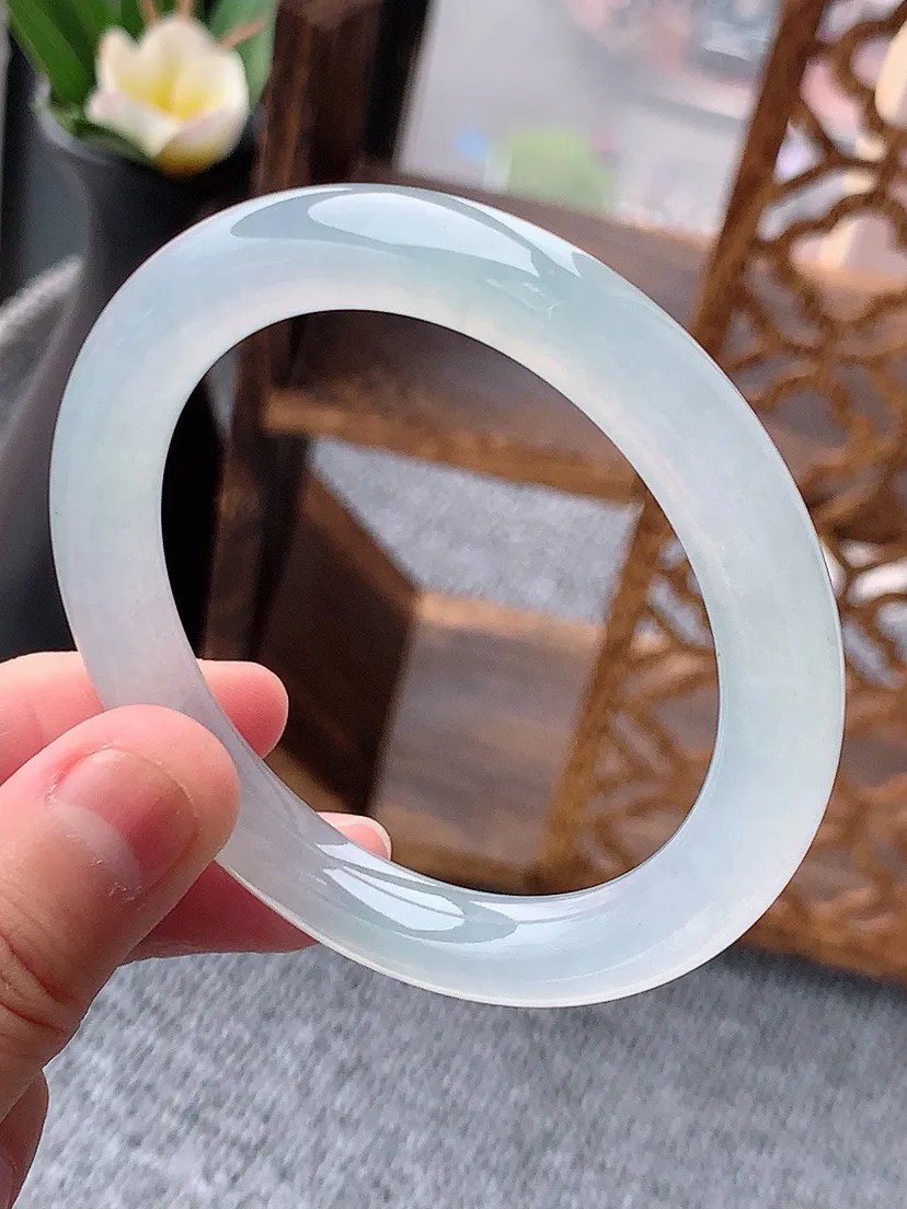 a货翡翠老坑晴水圆条手镯53-54圈口尺寸53×8.8mm 重量41.70g 0530 A59